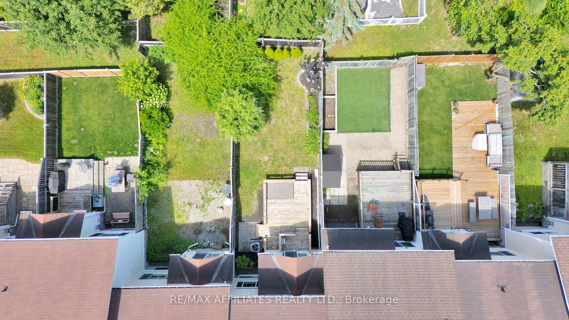 Photo 38 of 21 Flowertree Crescent, Ottawa, Kanata - Emerald Meadows/Trailwest — HOMEH
