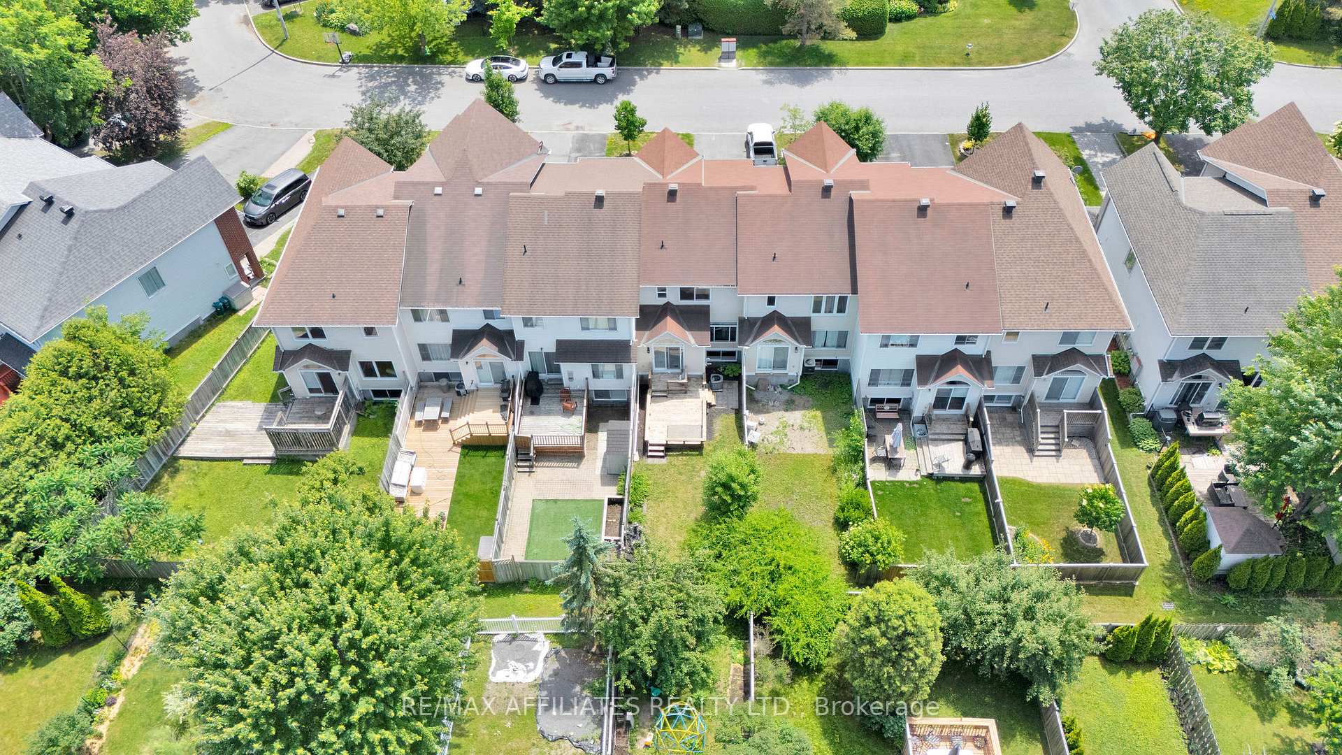 Photo 39 of 21 Flowertree Crescent, Ottawa, Kanata - Emerald Meadows/Trailwest — HOMEH