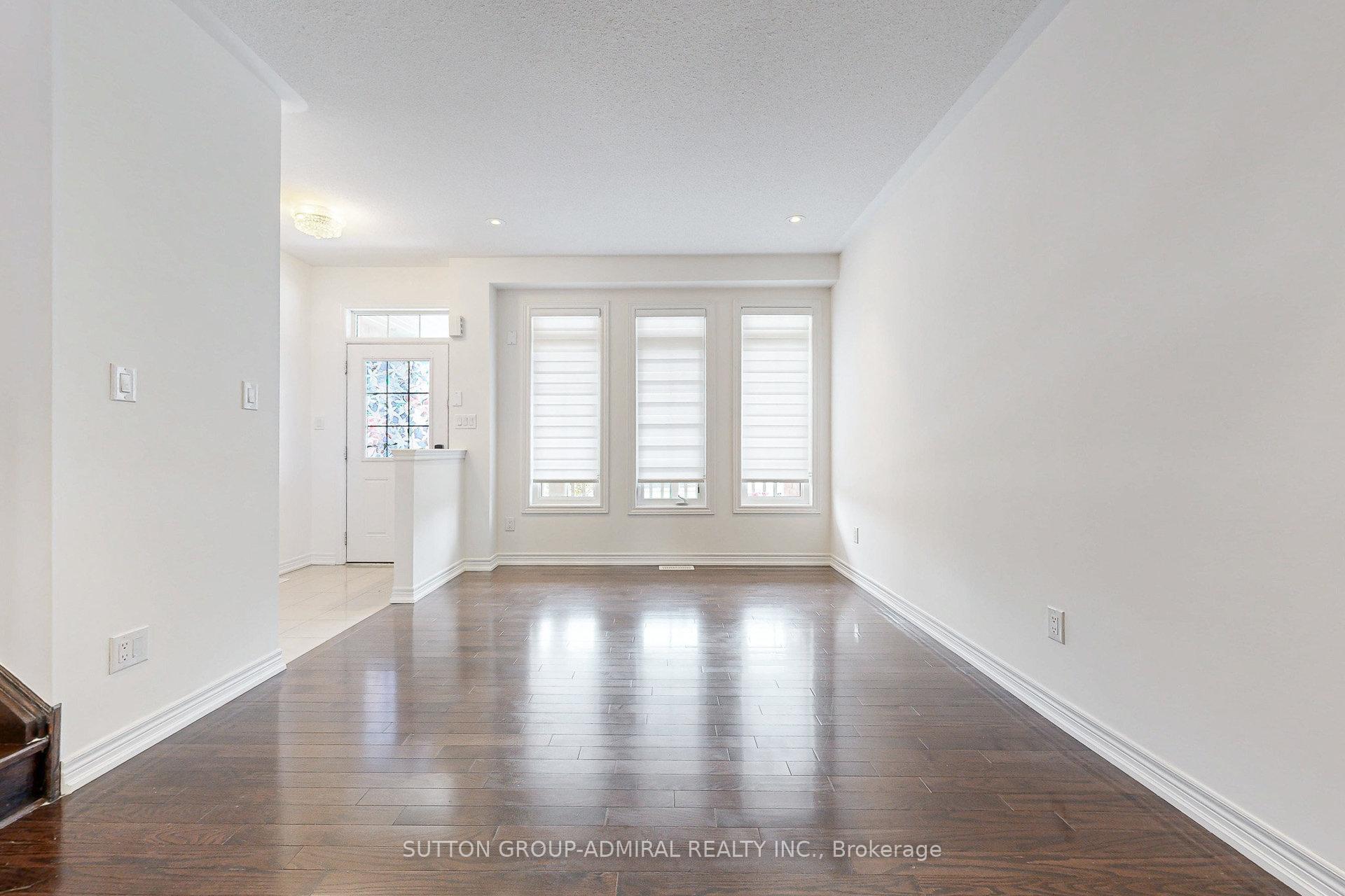 Photo 8 of 99 Hammersly Boulevard, Markham, Wismer — HOMEH