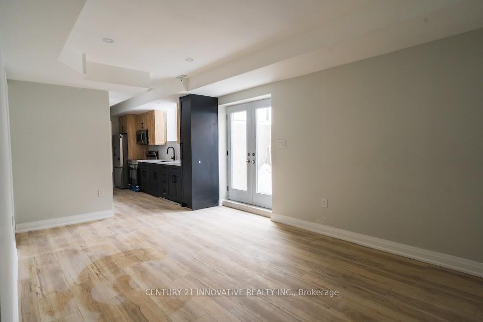 Photo 3 of 592 Nathalie Crescent, Kitchener — HOMEH