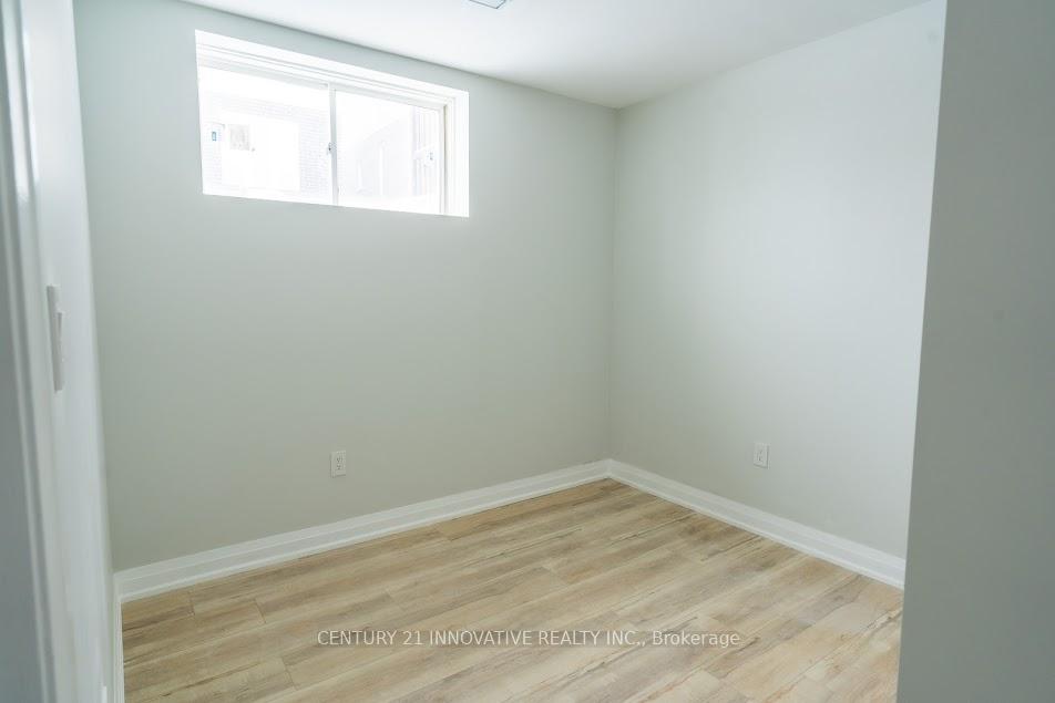Photo 10 of 592 Nathalie Crescent, Kitchener — HOMEH