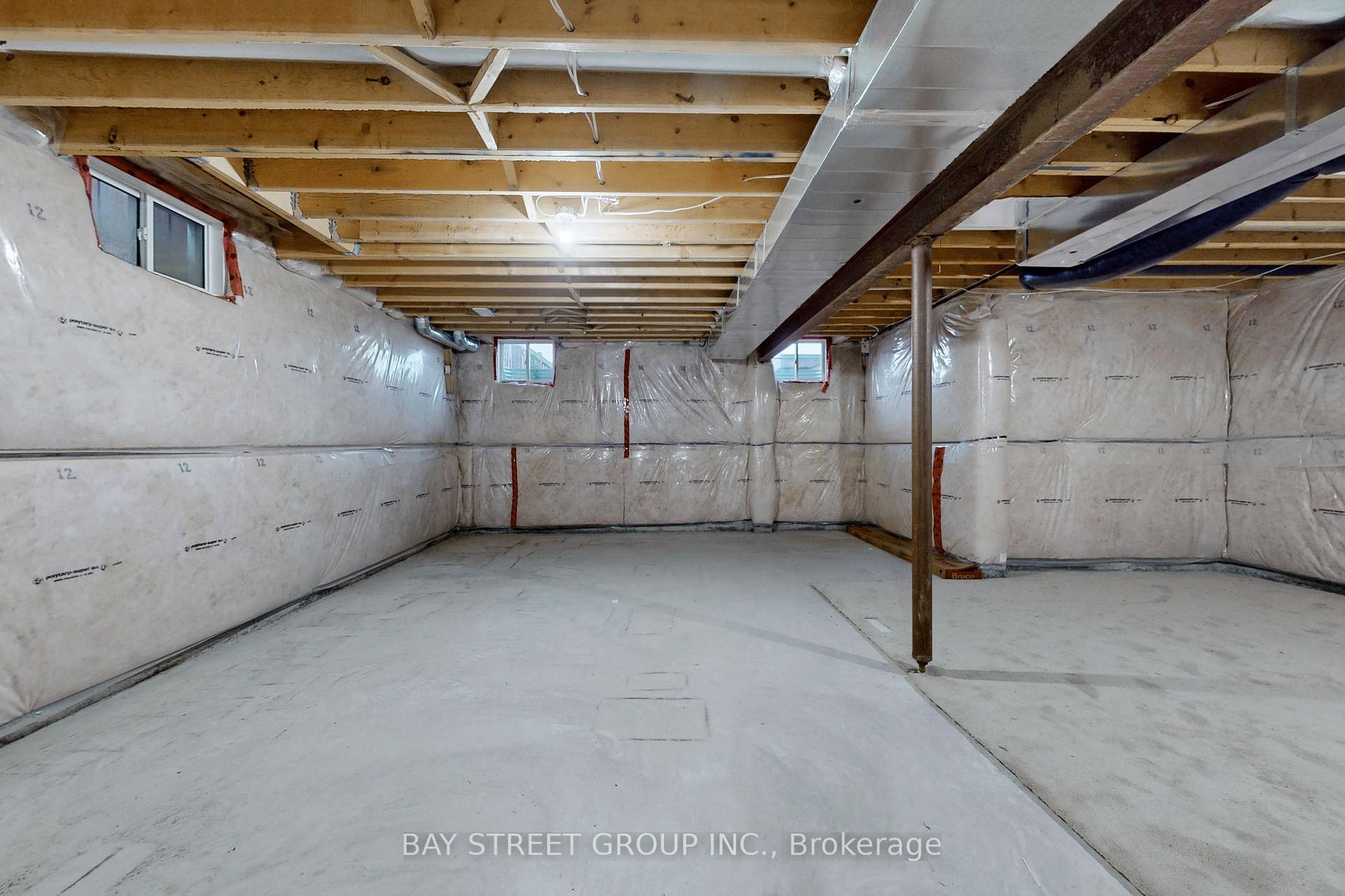 Photo 25 of 62 Whittington Drive, Hamilton, Meadowlands — HOMEH