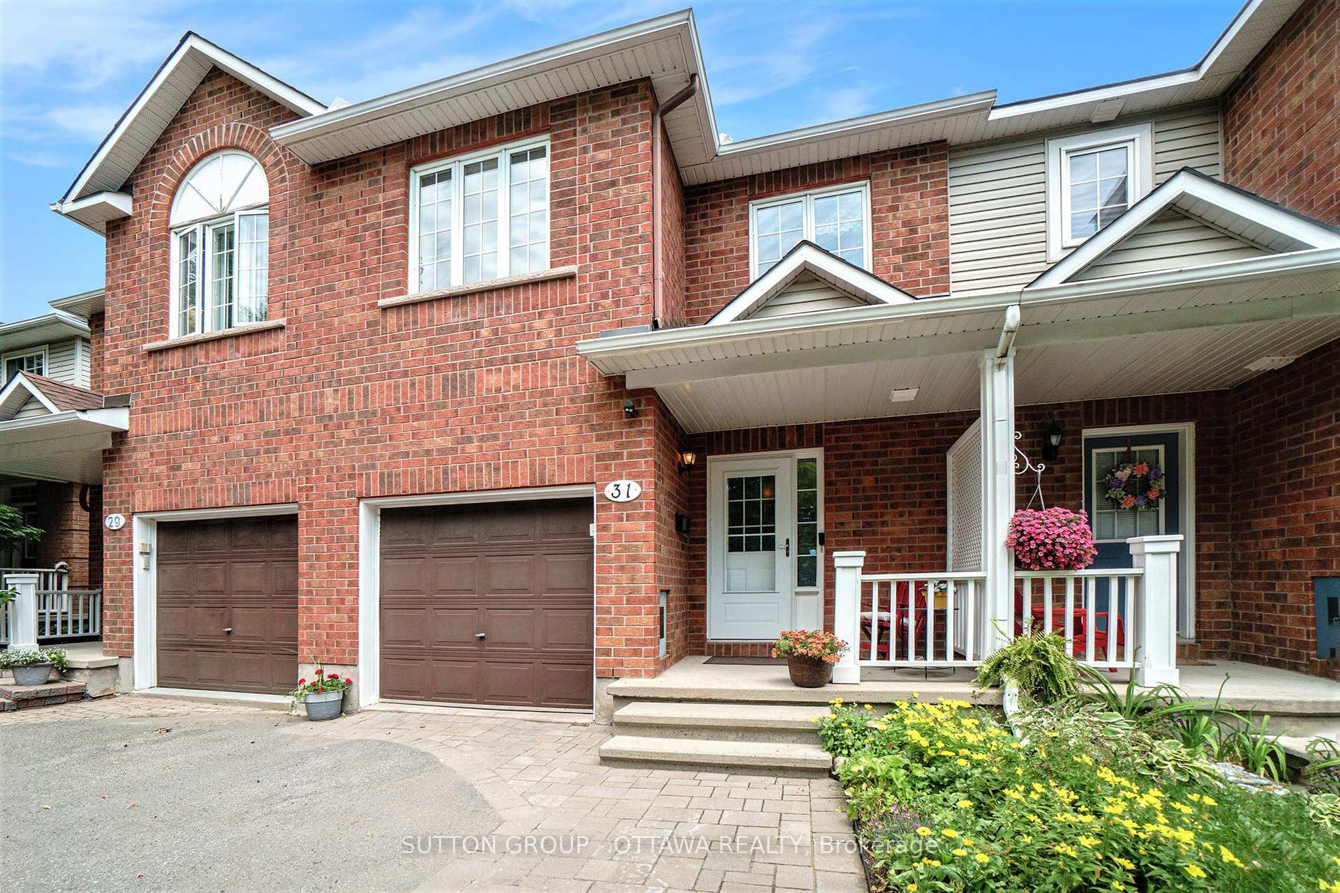 Photo 3 of 31 Gray Crescent, Ottawa, Kanata - Beaverbrook — HOMEH