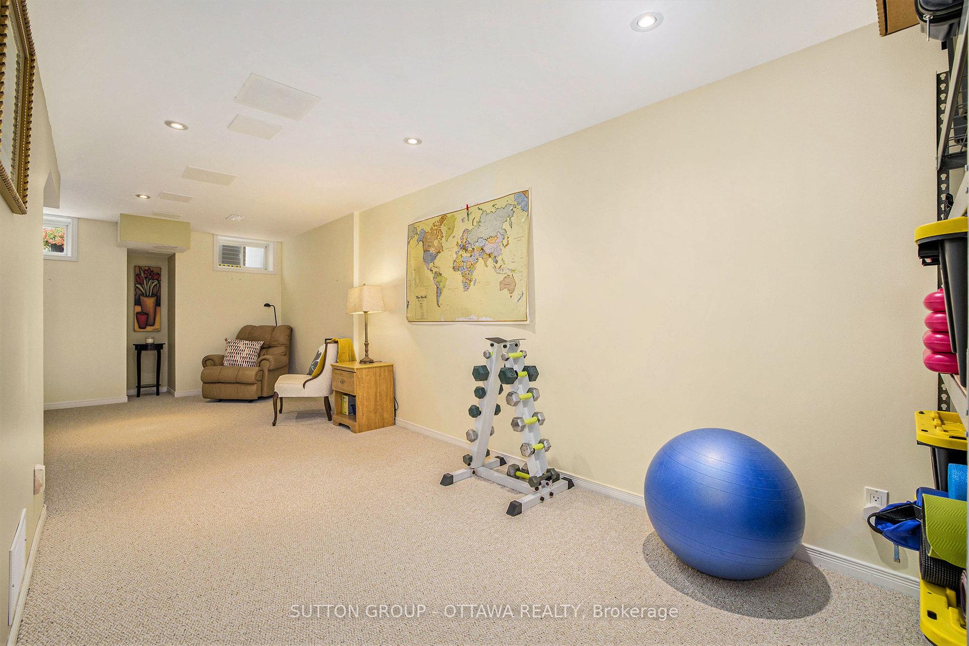 Photo 30 of 31 Gray Crescent, Ottawa, Kanata - Beaverbrook — HOMEH