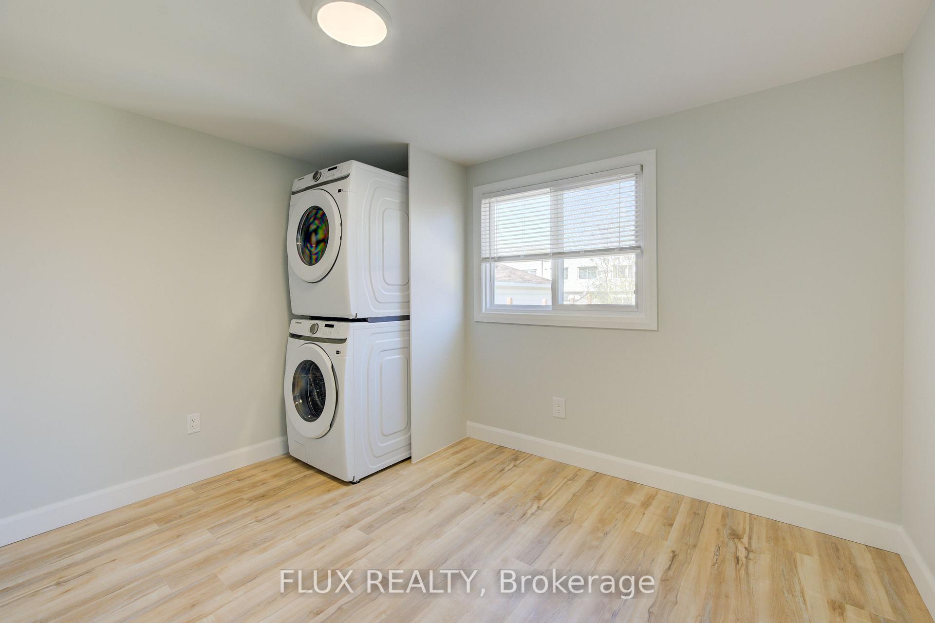 Photo 14 of 320 Highland Road E, Kitchener — HOMEH