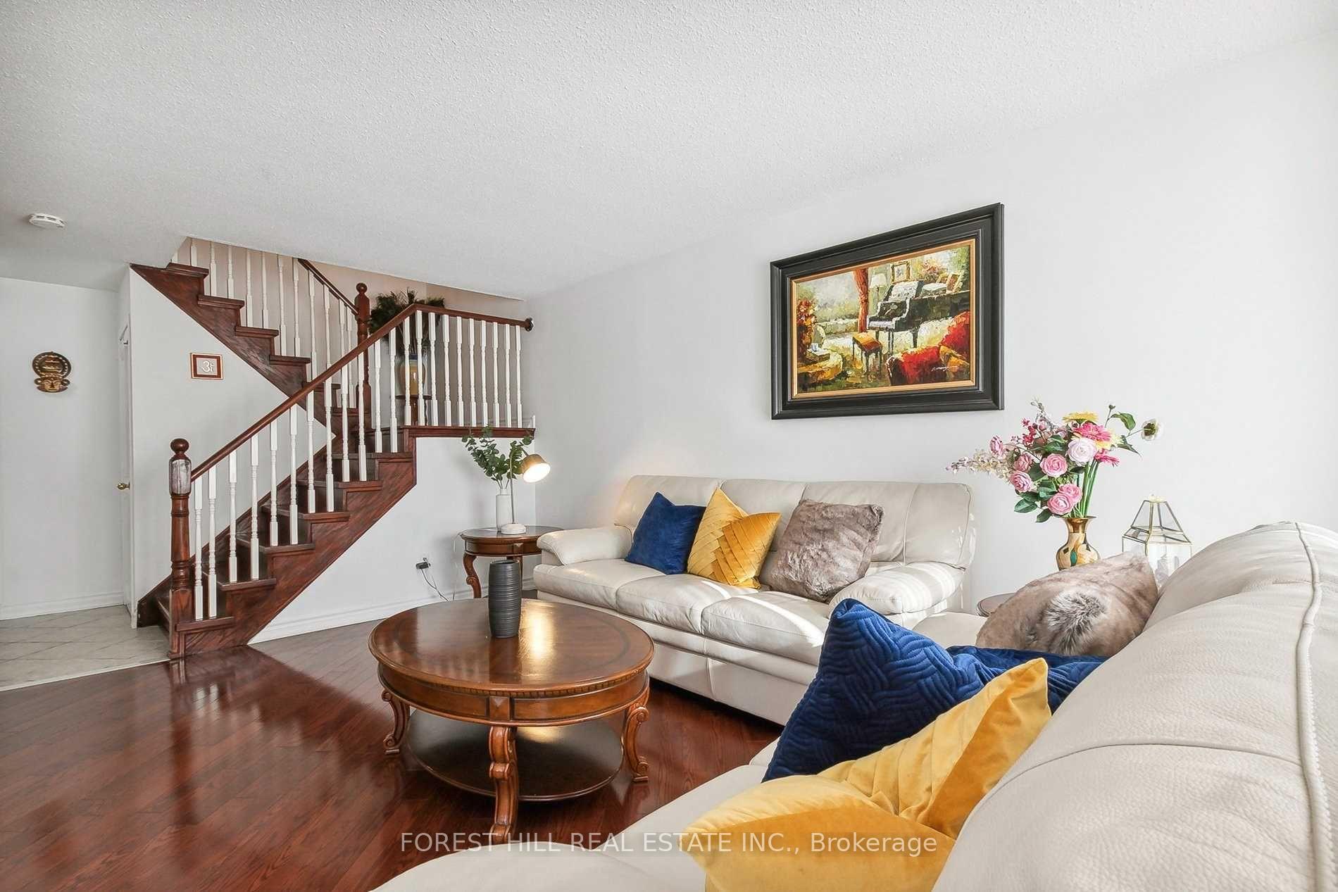 Photo 7 of 43 Carey Crescent, Markham, Milliken Mills West — HOMEH