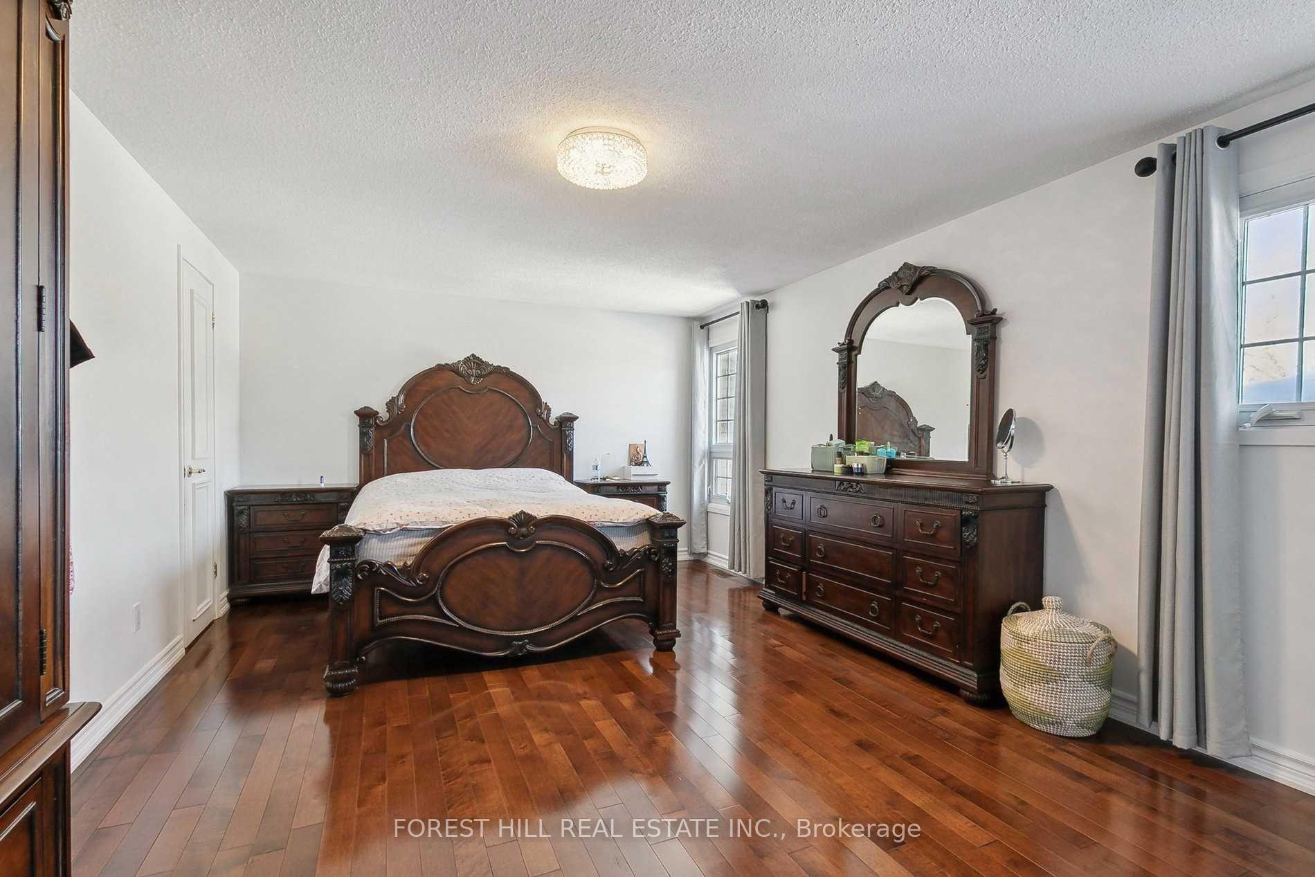 Photo 27 of 43 Carey Crescent, Markham, Milliken Mills West — HOMEH