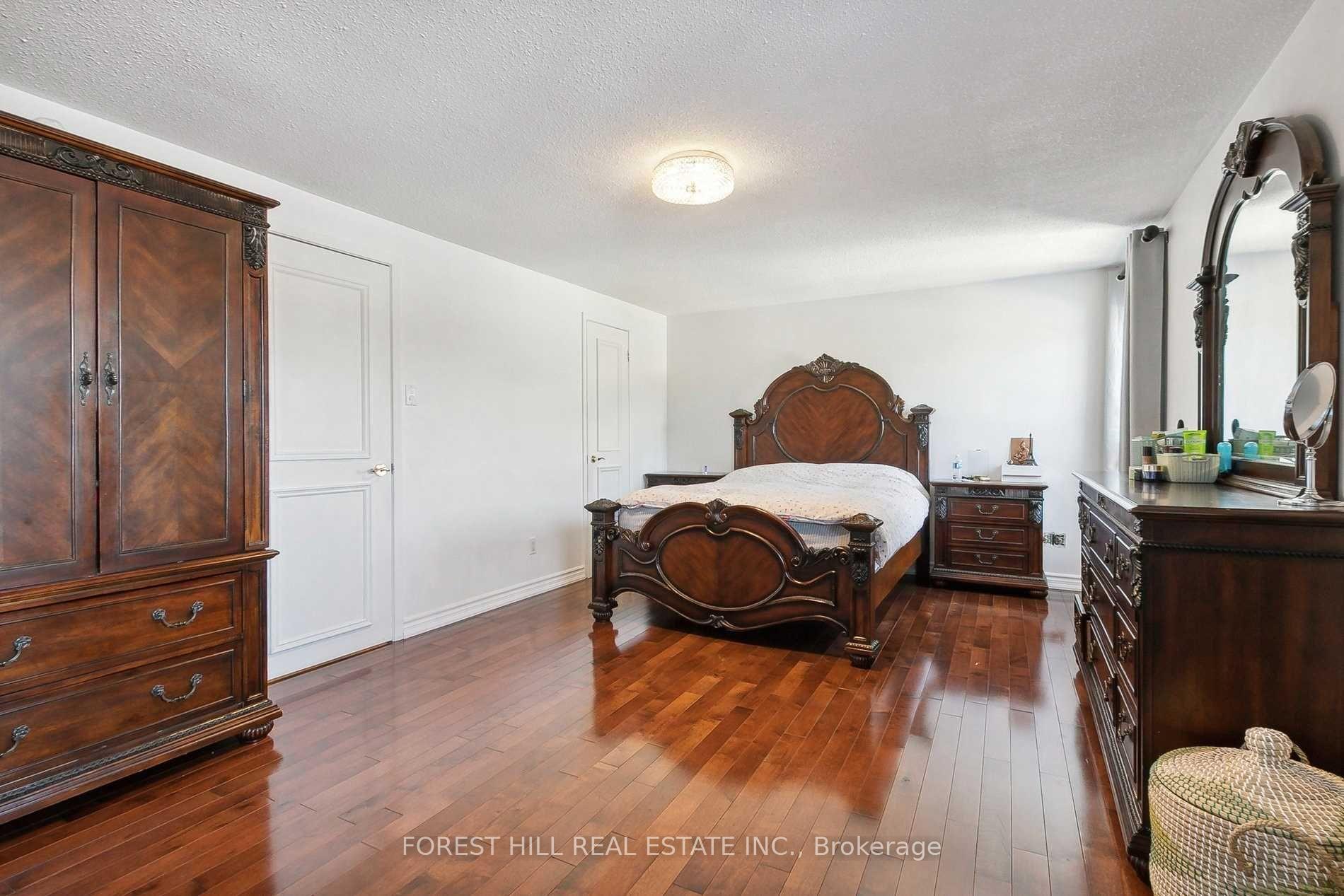 Photo 28 of 43 Carey Crescent, Markham, Milliken Mills West — HOMEH