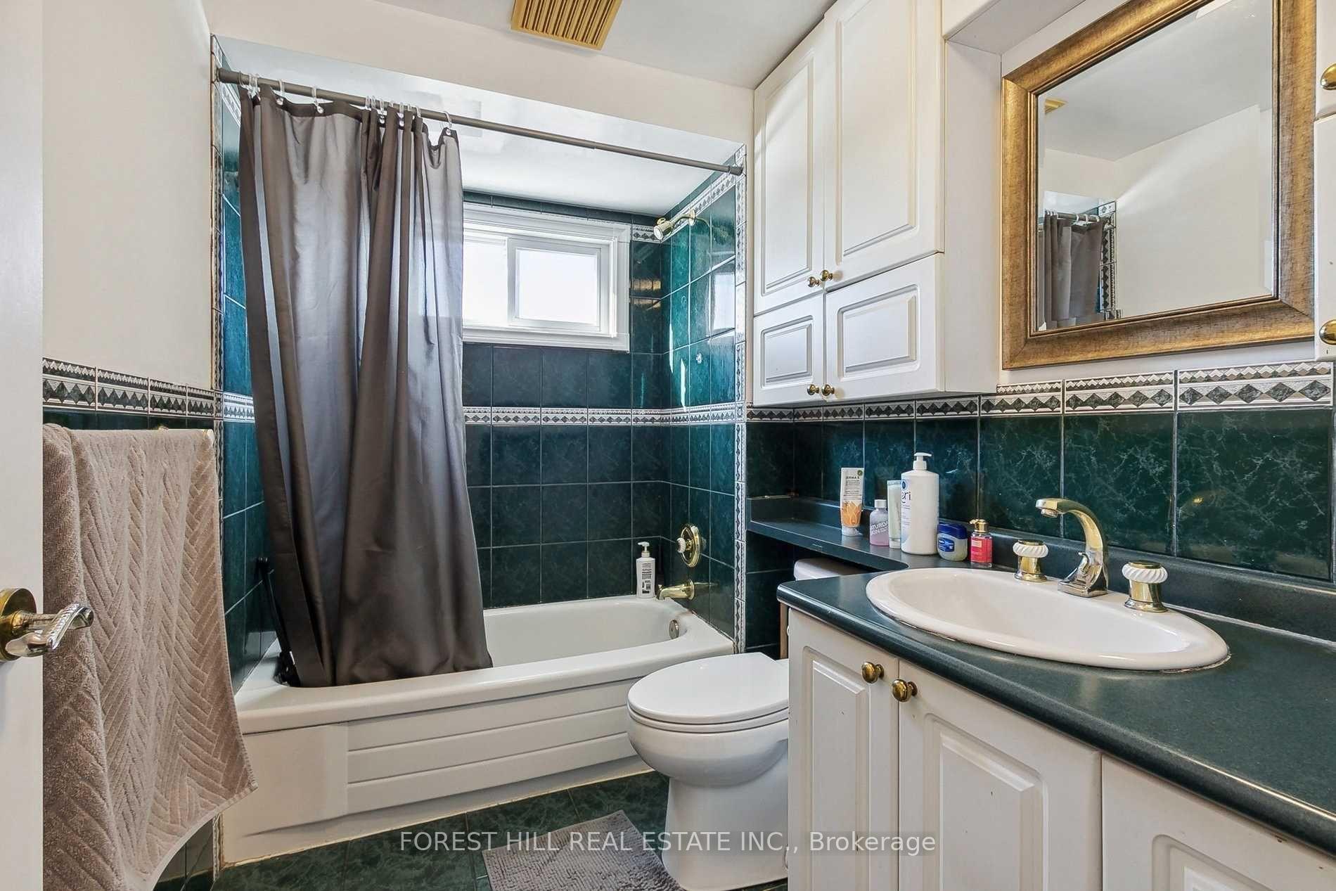 Photo 32 of 43 Carey Crescent, Markham, Milliken Mills West — HOMEH