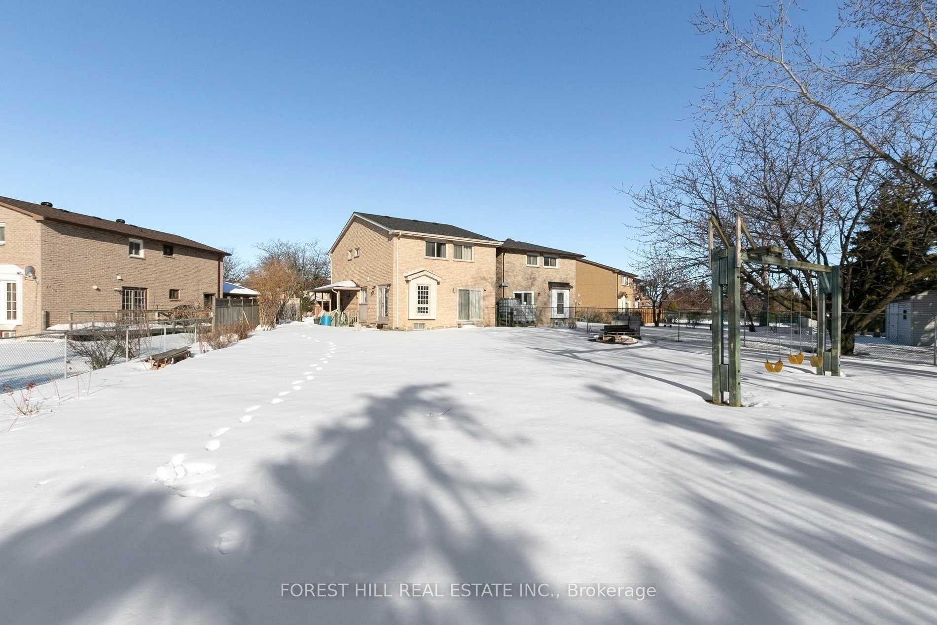Photo 36 of 43 Carey Crescent, Markham, Milliken Mills West — HOMEH