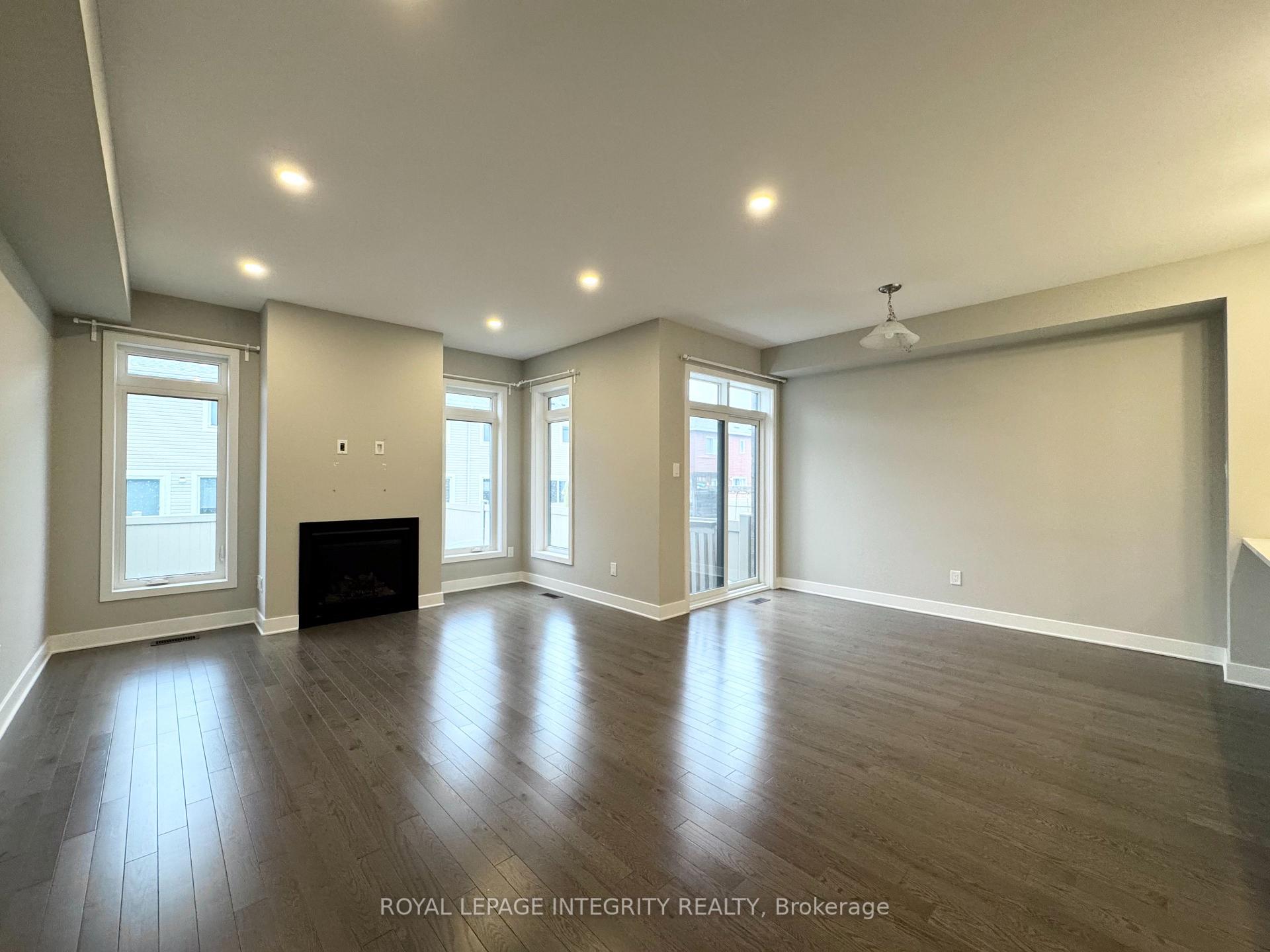 Photo 4 of 722 Twist Way, Ottawa, Kanata - Emerald Meadows/Trailwest — HOMEH