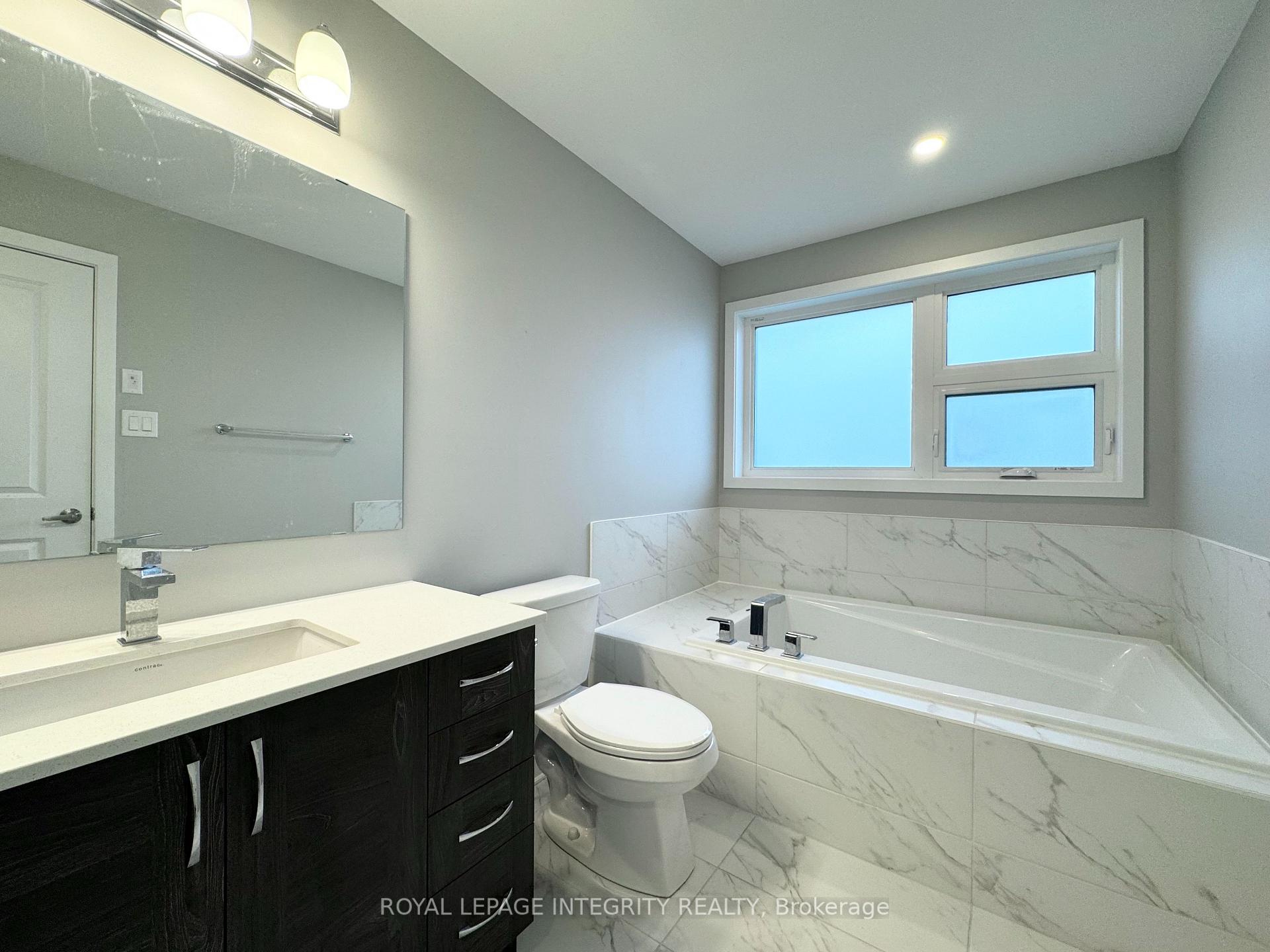 Photo 15 of 722 Twist Way, Ottawa, Kanata - Emerald Meadows/Trailwest — HOMEH
