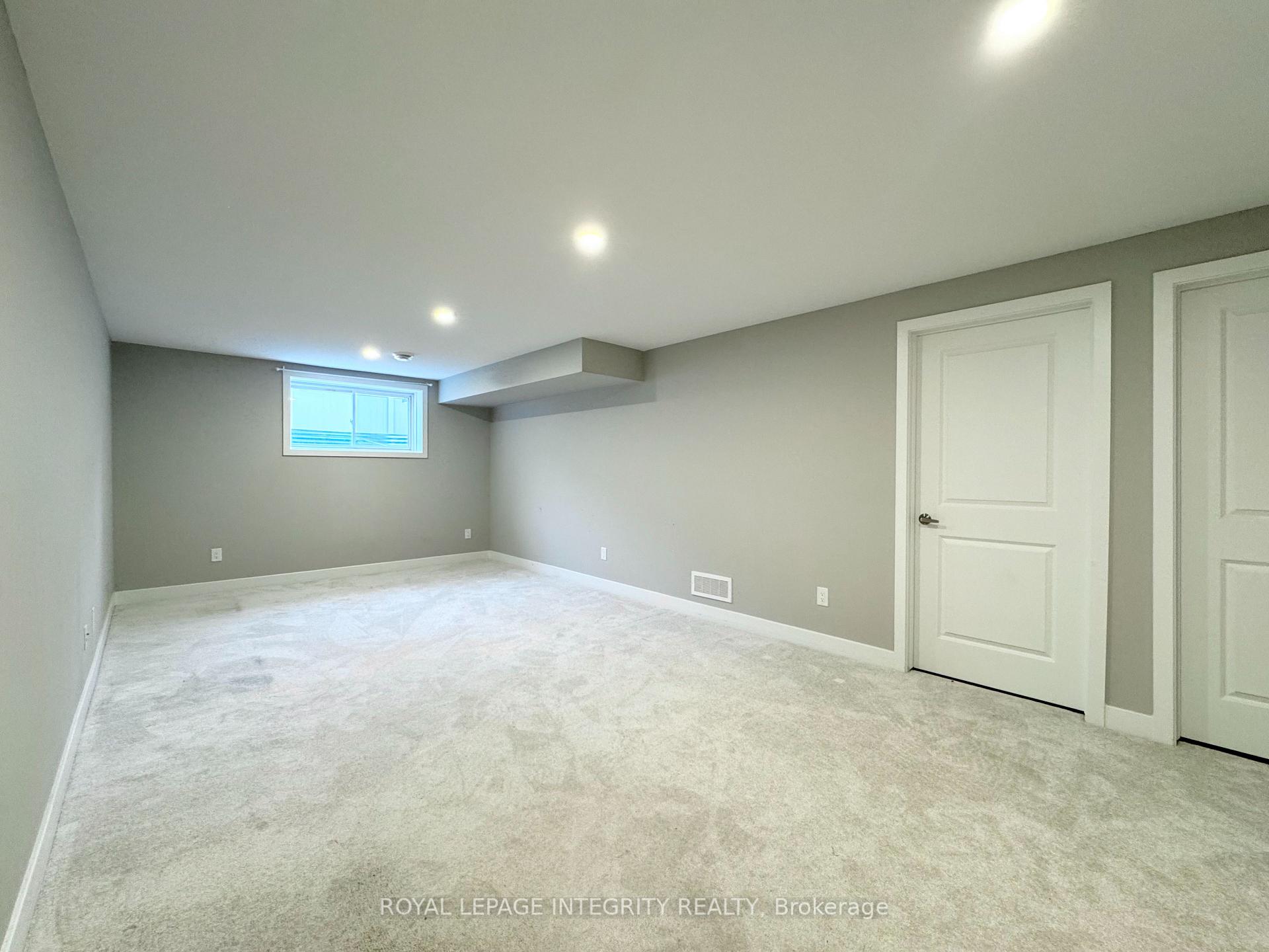 Photo 29 of 722 Twist Way, Ottawa, Kanata - Emerald Meadows/Trailwest — HOMEH