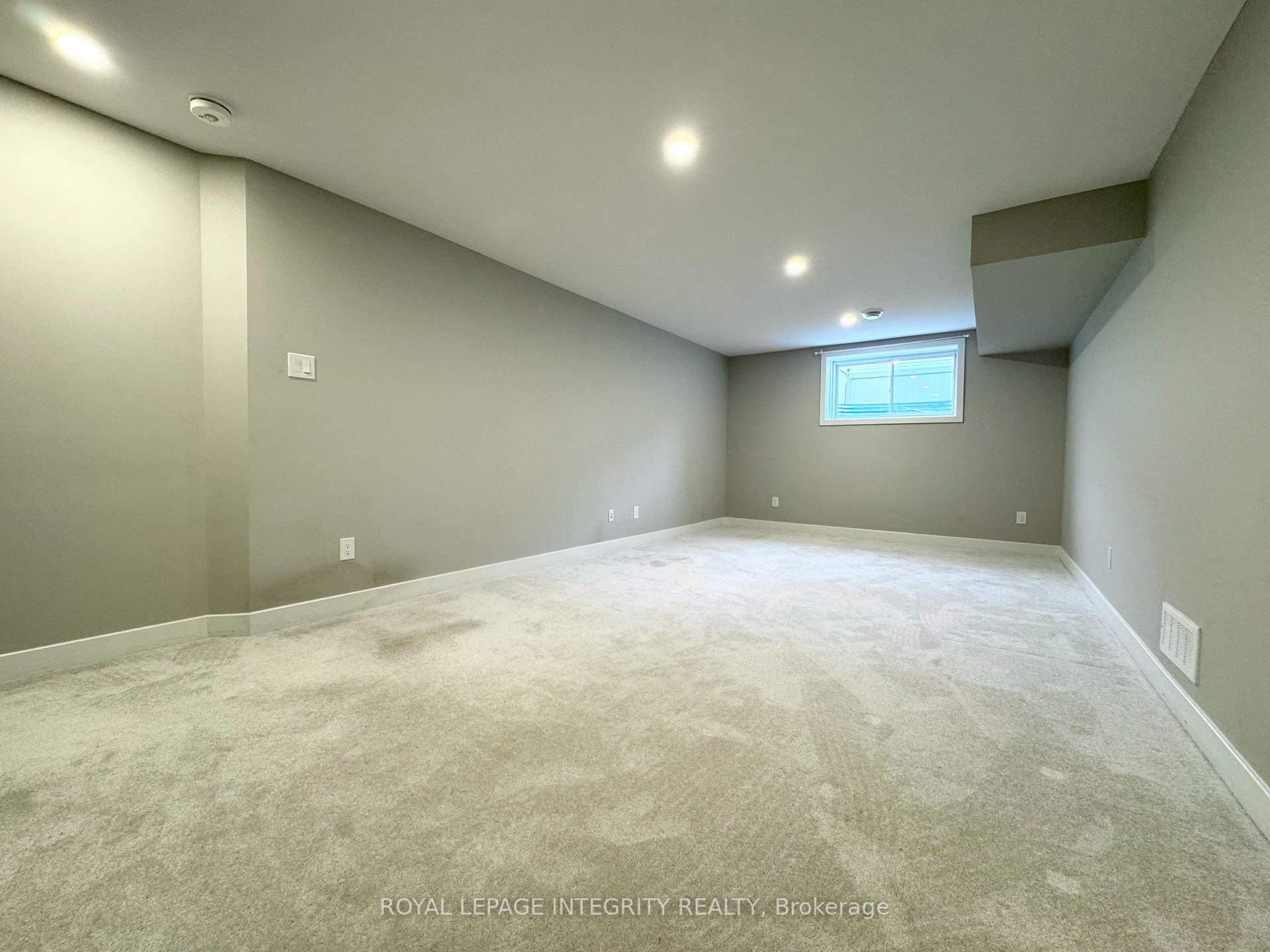 Photo 30 of 722 Twist Way, Ottawa, Kanata - Emerald Meadows/Trailwest — HOMEH