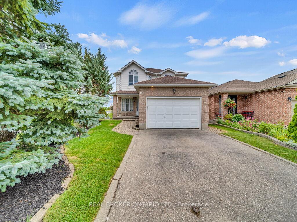 Photo 10 of 141 Hollyridge Crescent, Kitchener — HOMEH
