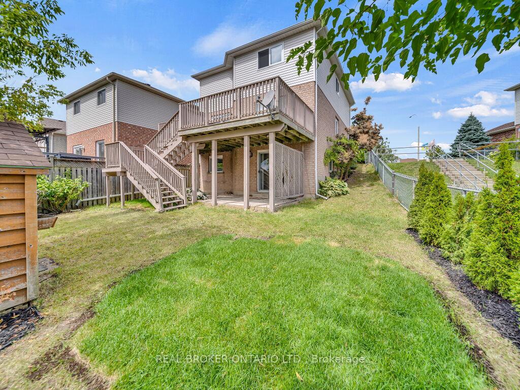 Photo 47 of 141 Hollyridge Crescent, Kitchener — HOMEH