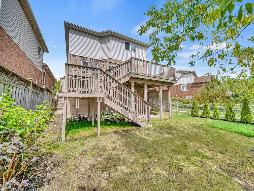 Photo 48 of 141 Hollyridge Crescent, Kitchener — HOMEH