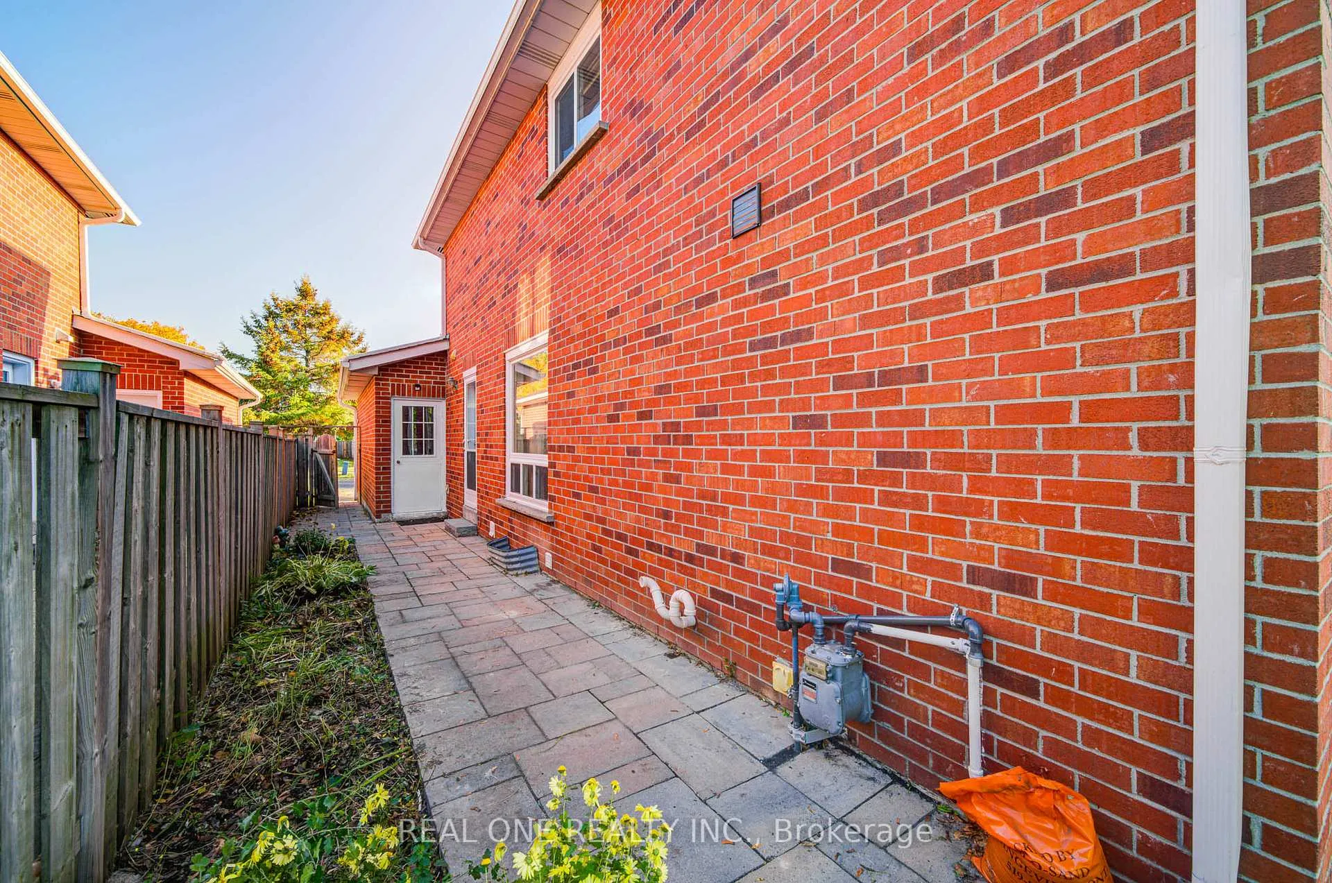 Photo 47 of 72 Highgate Drive, Markham, Milliken Mills West — HOMEH