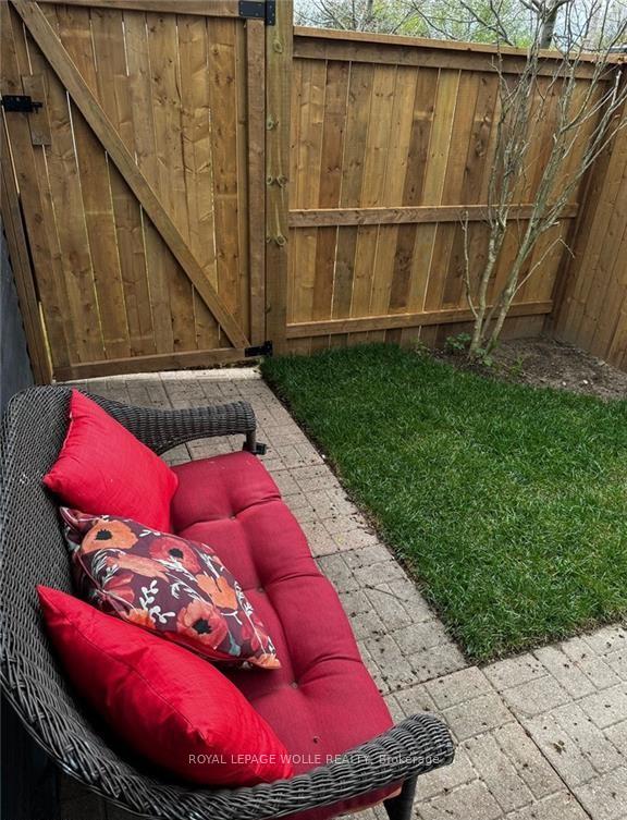Photo 4 of 74 Boehmer Street, Kitchener — HOMEH
