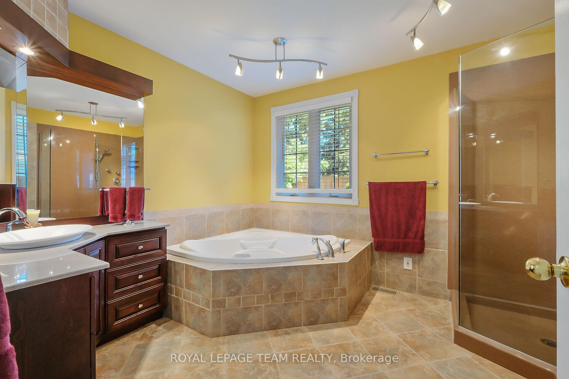 Photo 25 of 173 Banning Road, Ottawa, Kanata - Glencairn/Hazeldean — HOMEH