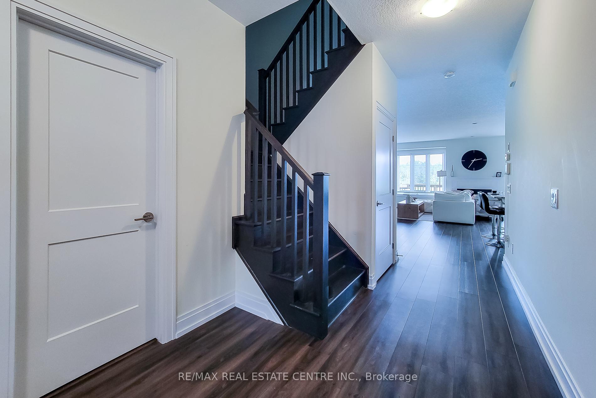Photo 6 of 64 Great Falls Boulevard, Hamilton, Waterdown — HOMEH