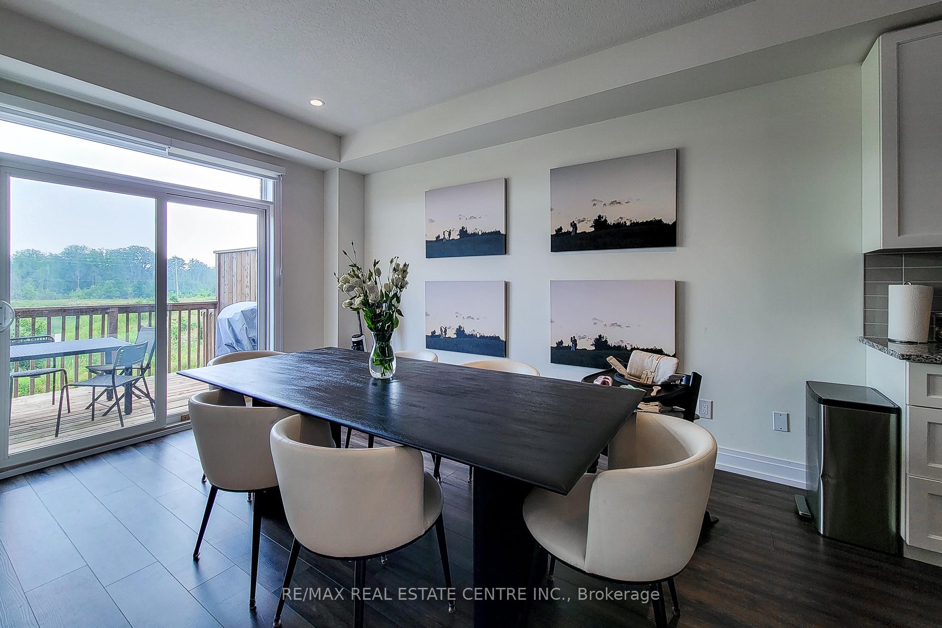 Photo 17 of 64 Great Falls Boulevard, Hamilton, Waterdown — HOMEH