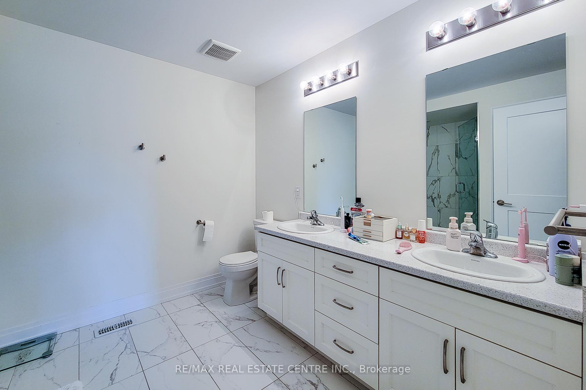 Photo 32 of 64 Great Falls Boulevard, Hamilton, Waterdown — HOMEH