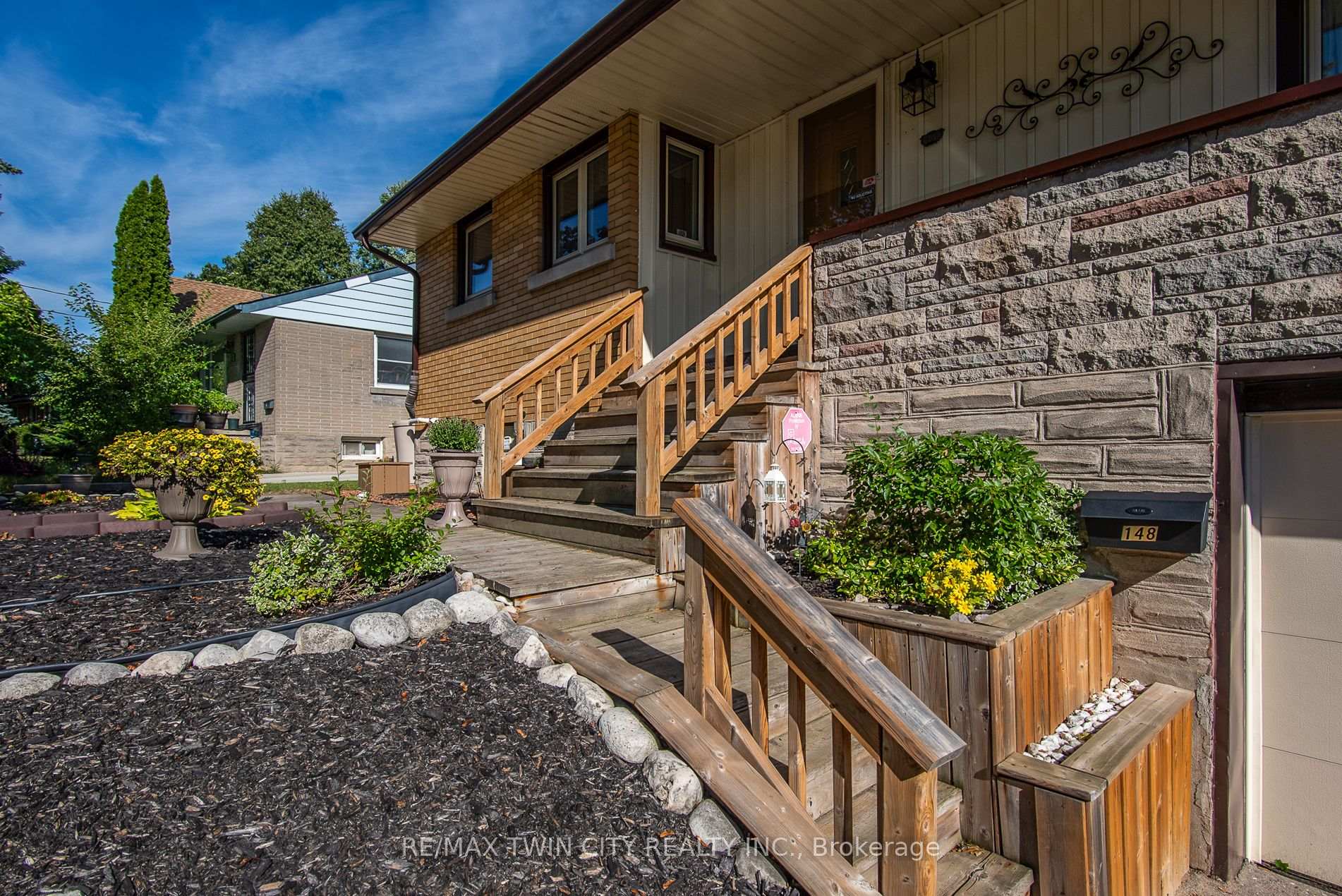Photo 3 of 148 Siebert Avenue, Kitchener, Vanier - Kitchener — HOMEH