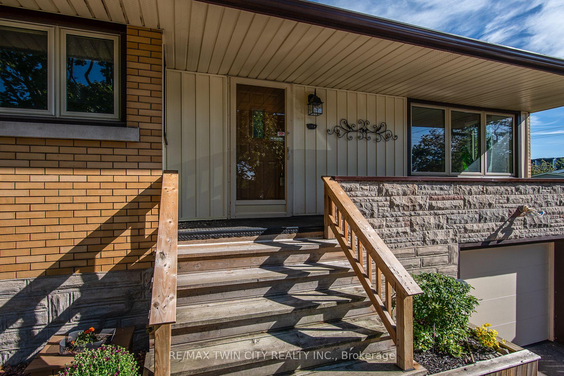 Photo 4 of 148 Siebert Avenue, Kitchener, Vanier - Kitchener — HOMEH