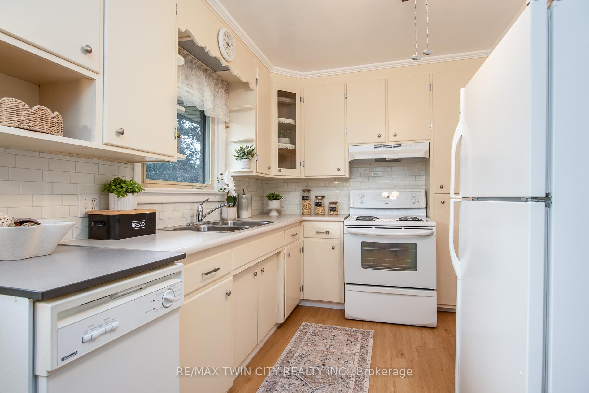 Photo 23 of 148 Siebert Avenue, Kitchener, Vanier - Kitchener — HOMEH