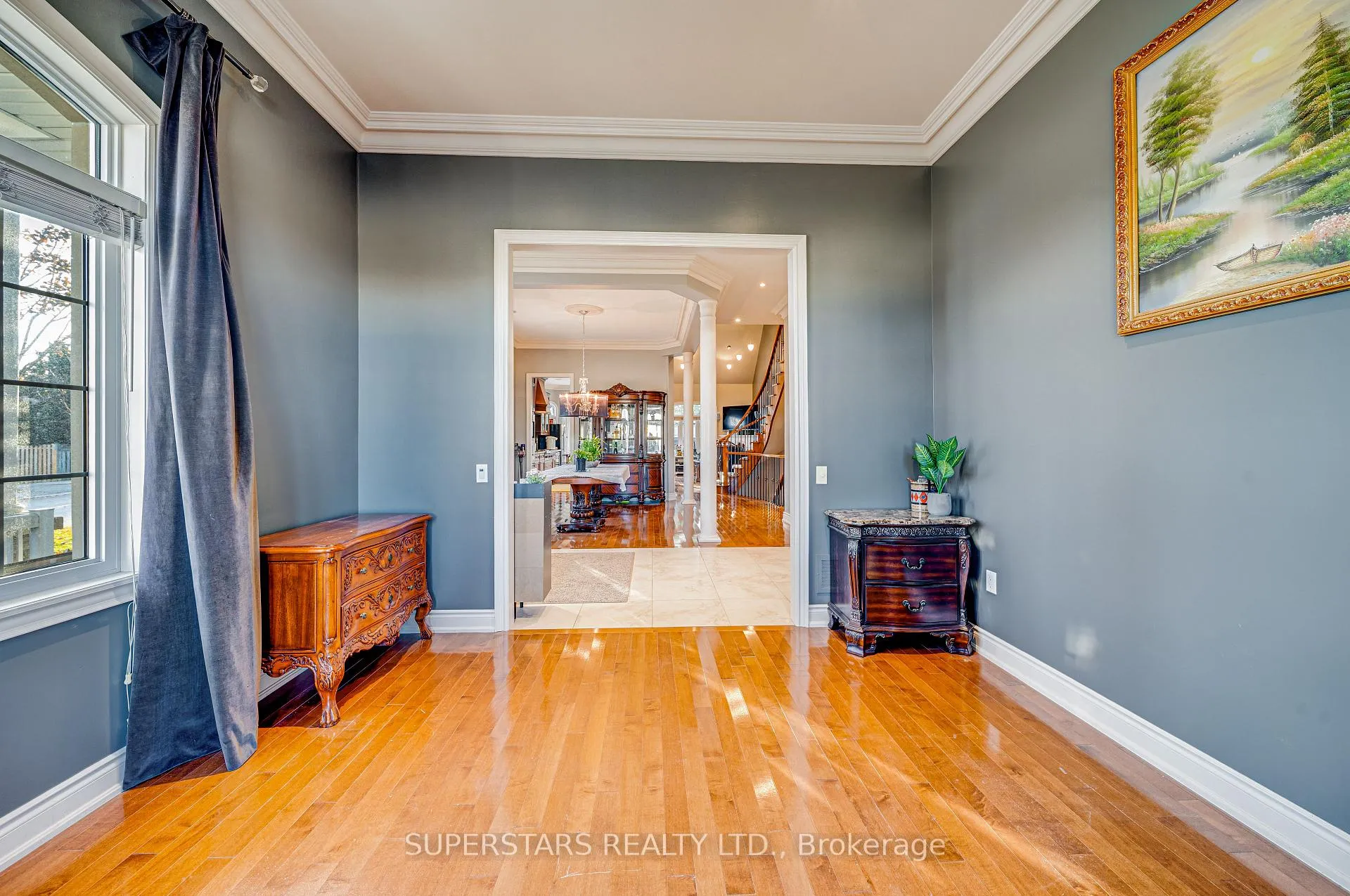 Photo 7 of 2 Chimenti Court, Markham, Unionville — HOMEH