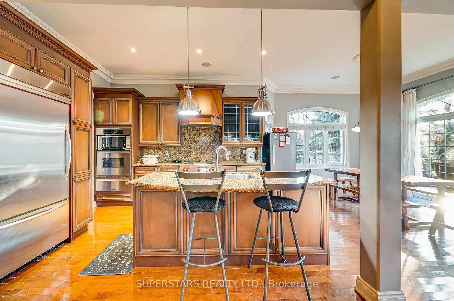 Photo 9 of 2 Chimenti Court, Markham, Unionville — HOMEH