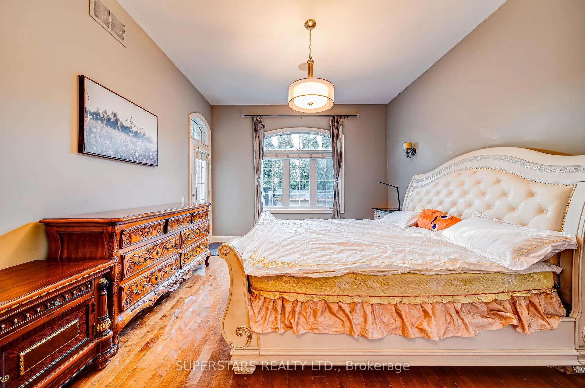 Photo 14 of 2 Chimenti Court, Markham, Unionville — HOMEH