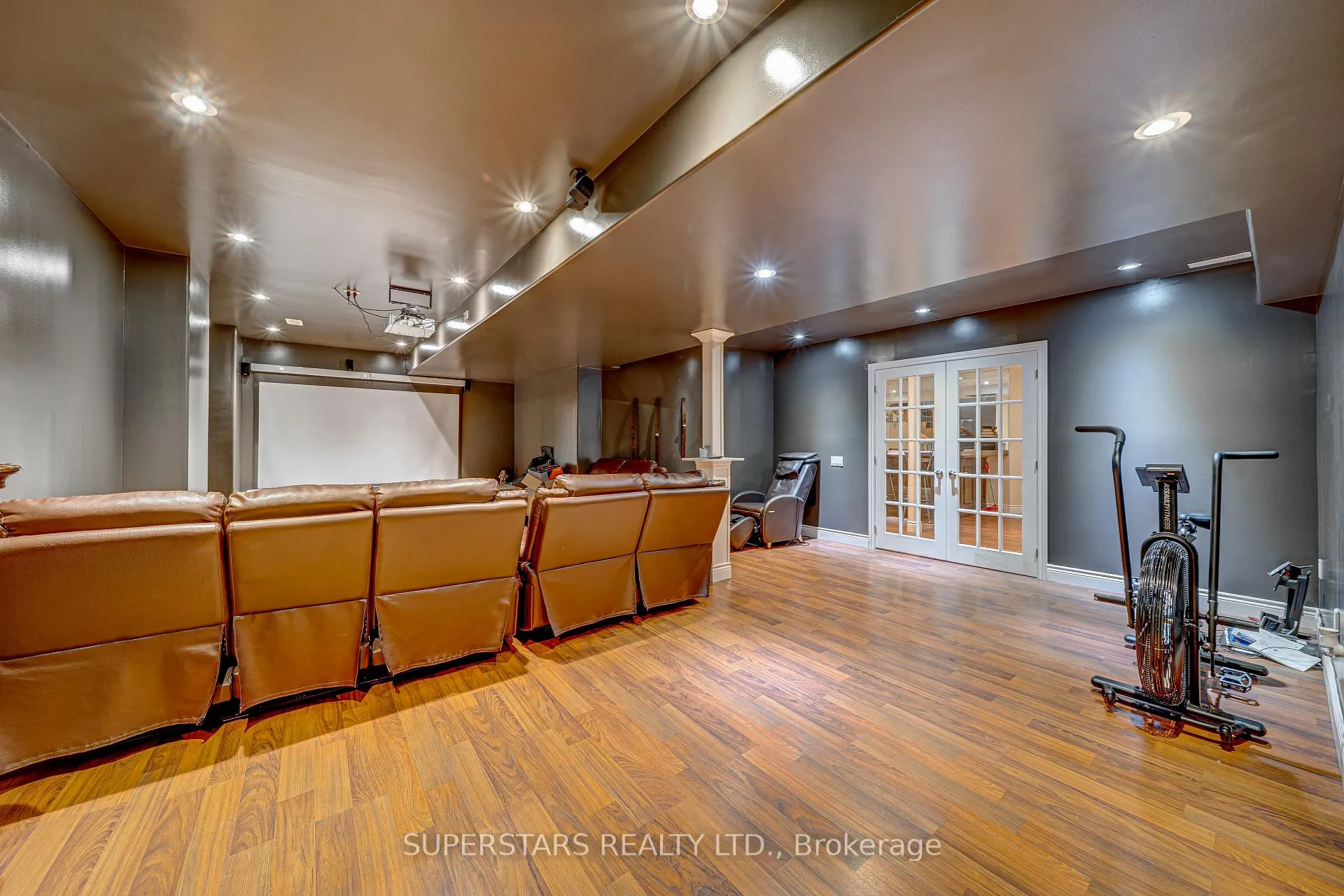 Photo 25 of 2 Chimenti Court, Markham, Unionville — HOMEH