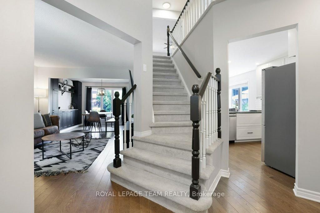 Photo 4 of 8 Black Rivers Place, Ottawa, Kanata - Bridlewood — HOMEH