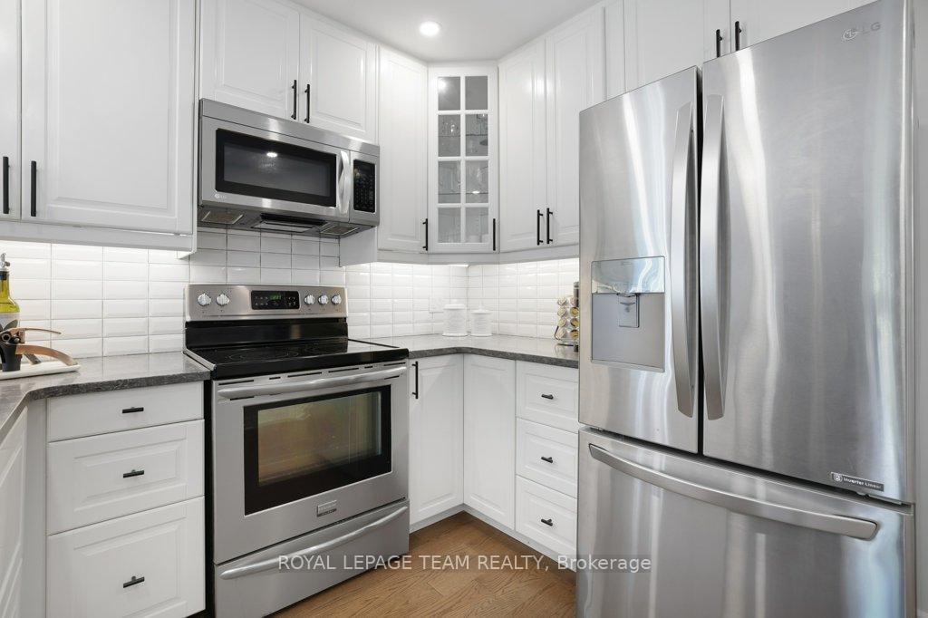 Photo 14 of 8 Black Rivers Place, Ottawa, Kanata - Bridlewood — HOMEH