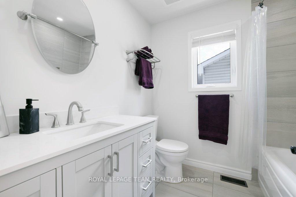 Photo 33 of 8 Black Rivers Place, Ottawa, Kanata - Bridlewood — HOMEH