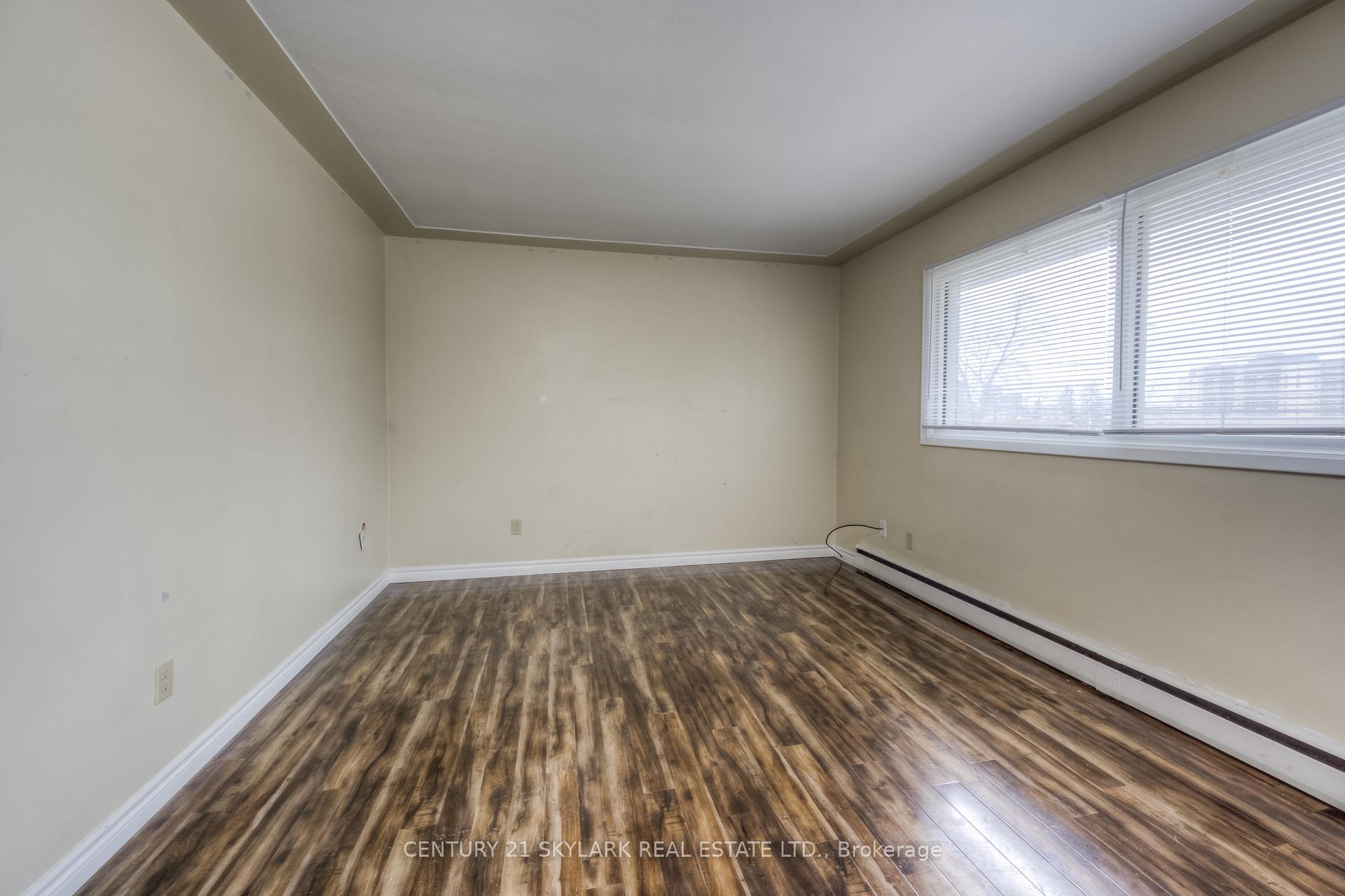 Photo 4 of Unit 4, 75 Highland Road E, Kitchener — HOMEH