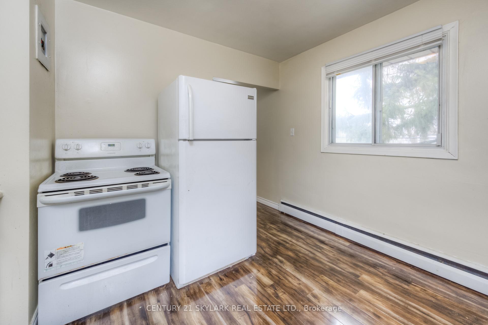 Photo 8 of Unit 4, 75 Highland Road E, Kitchener — HOMEH