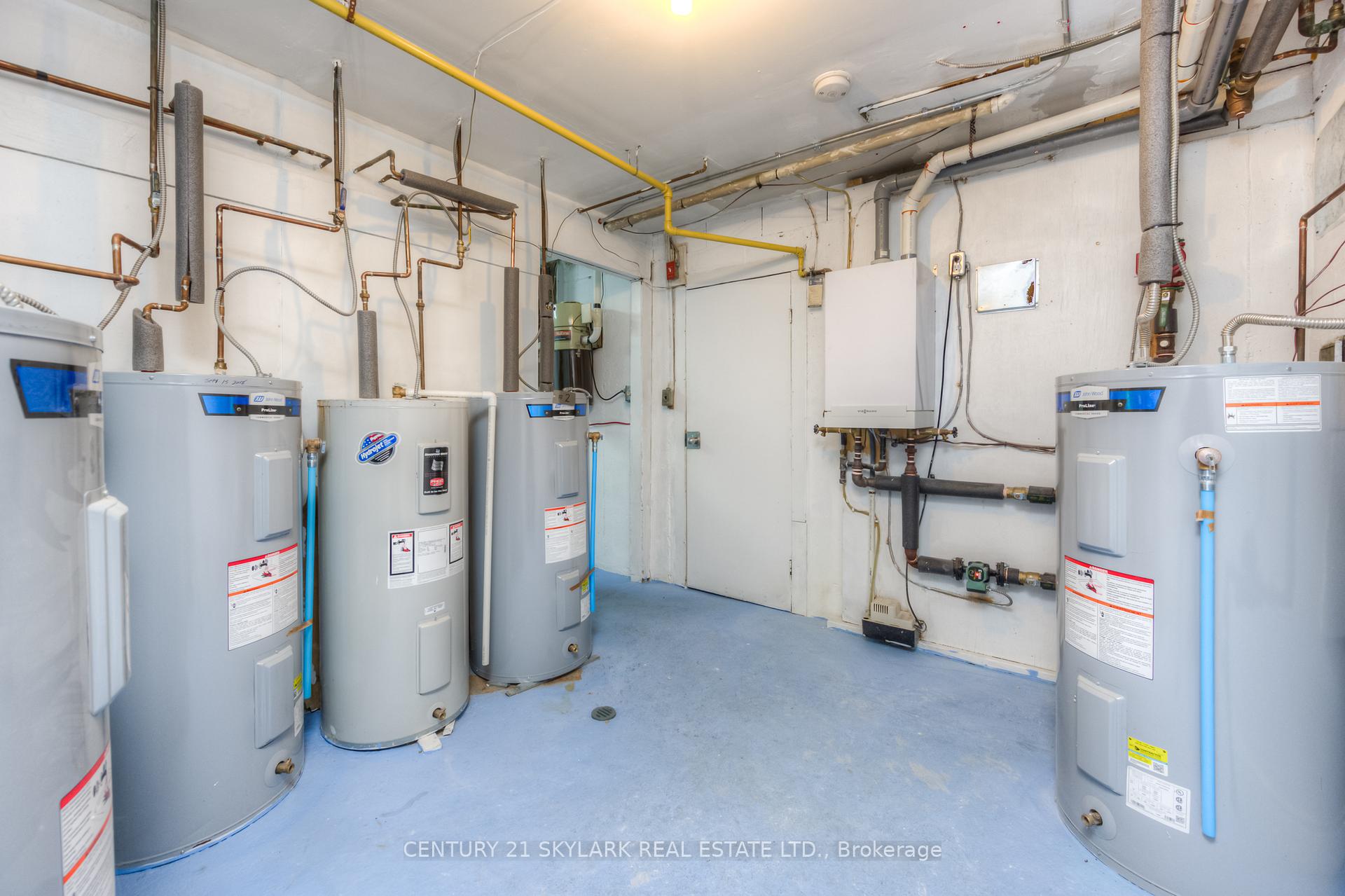 Photo 16 of Unit 4, 75 Highland Road E, Kitchener — HOMEH