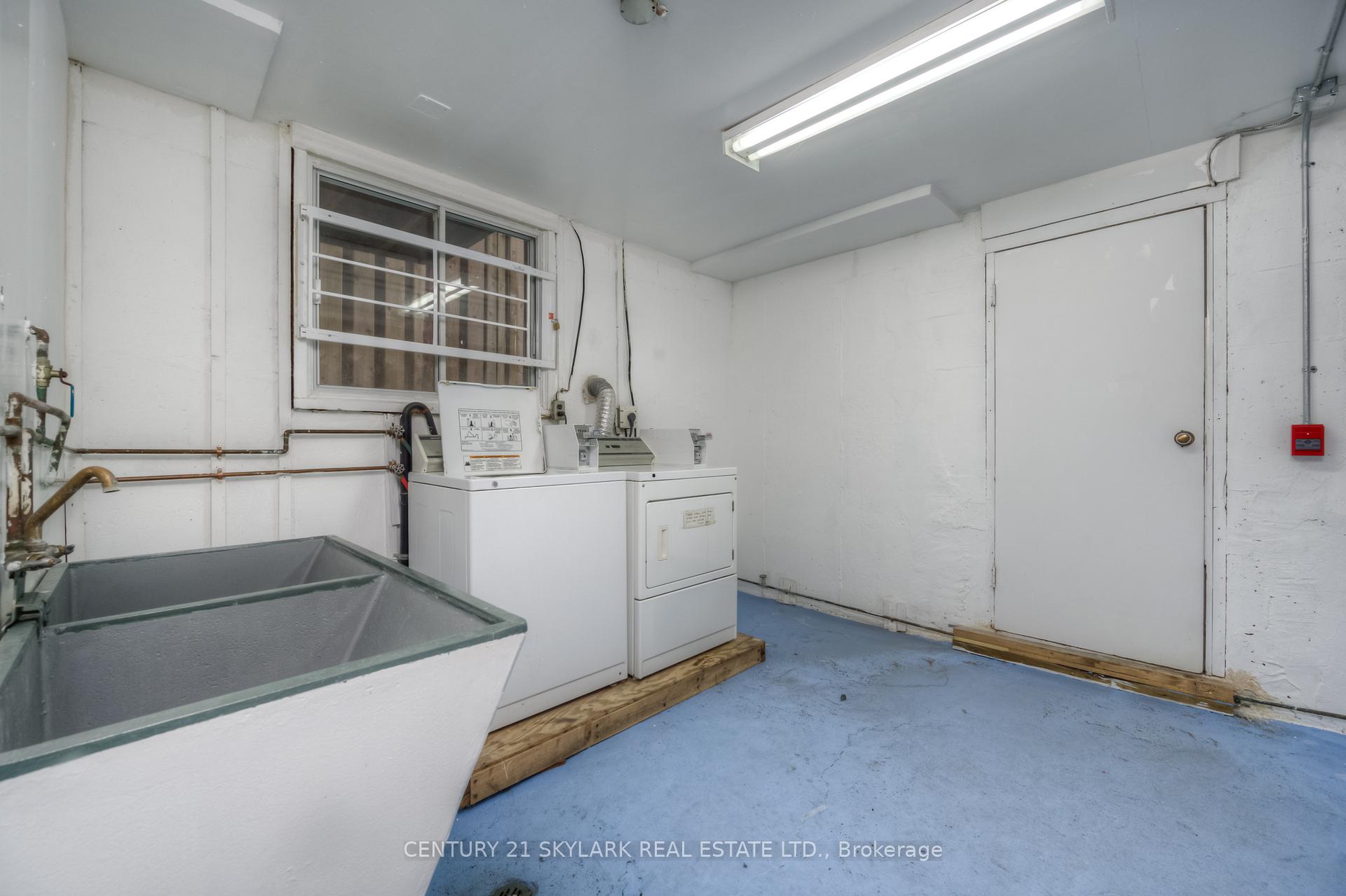 Photo 17 of Unit 4, 75 Highland Road E, Kitchener — HOMEH