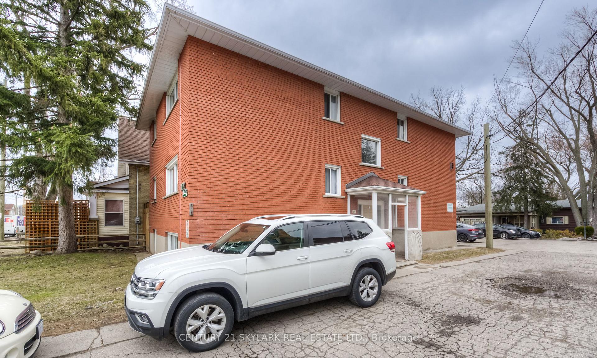Photo 18 of Unit 4, 75 Highland Road E, Kitchener — HOMEH