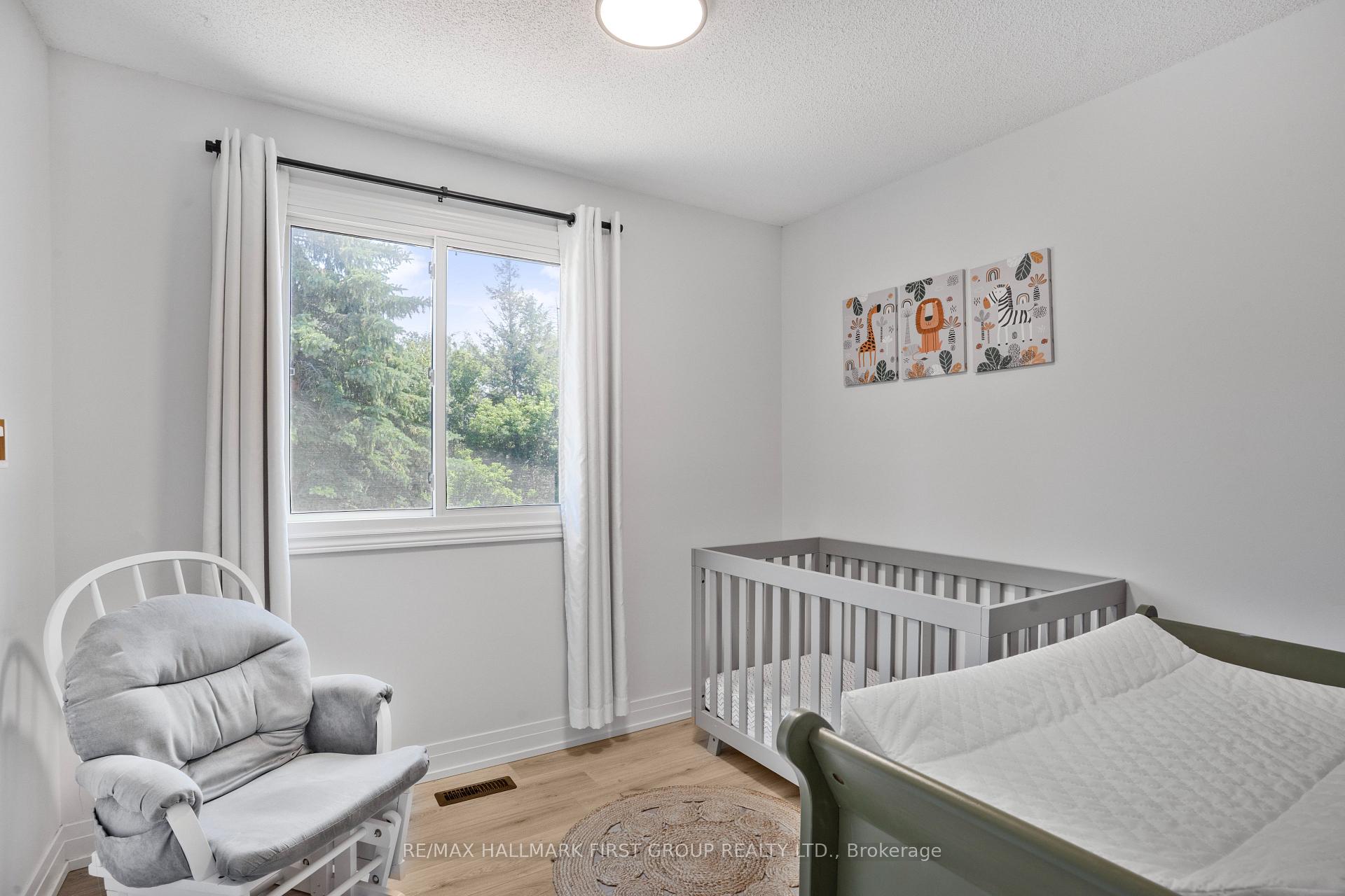 Photo 15 of 974 Vance Crescent, Innisfil, Alcona — HOMEH