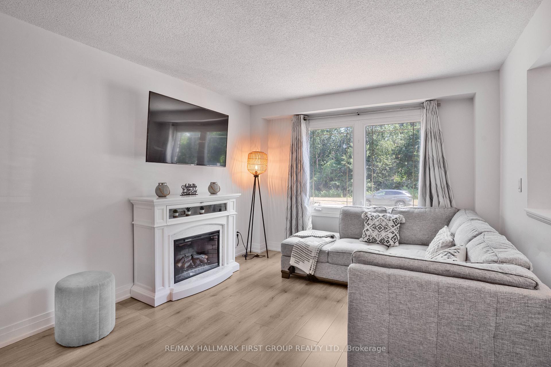 Photo 23 of 974 Vance Crescent, Innisfil, Alcona — HOMEH