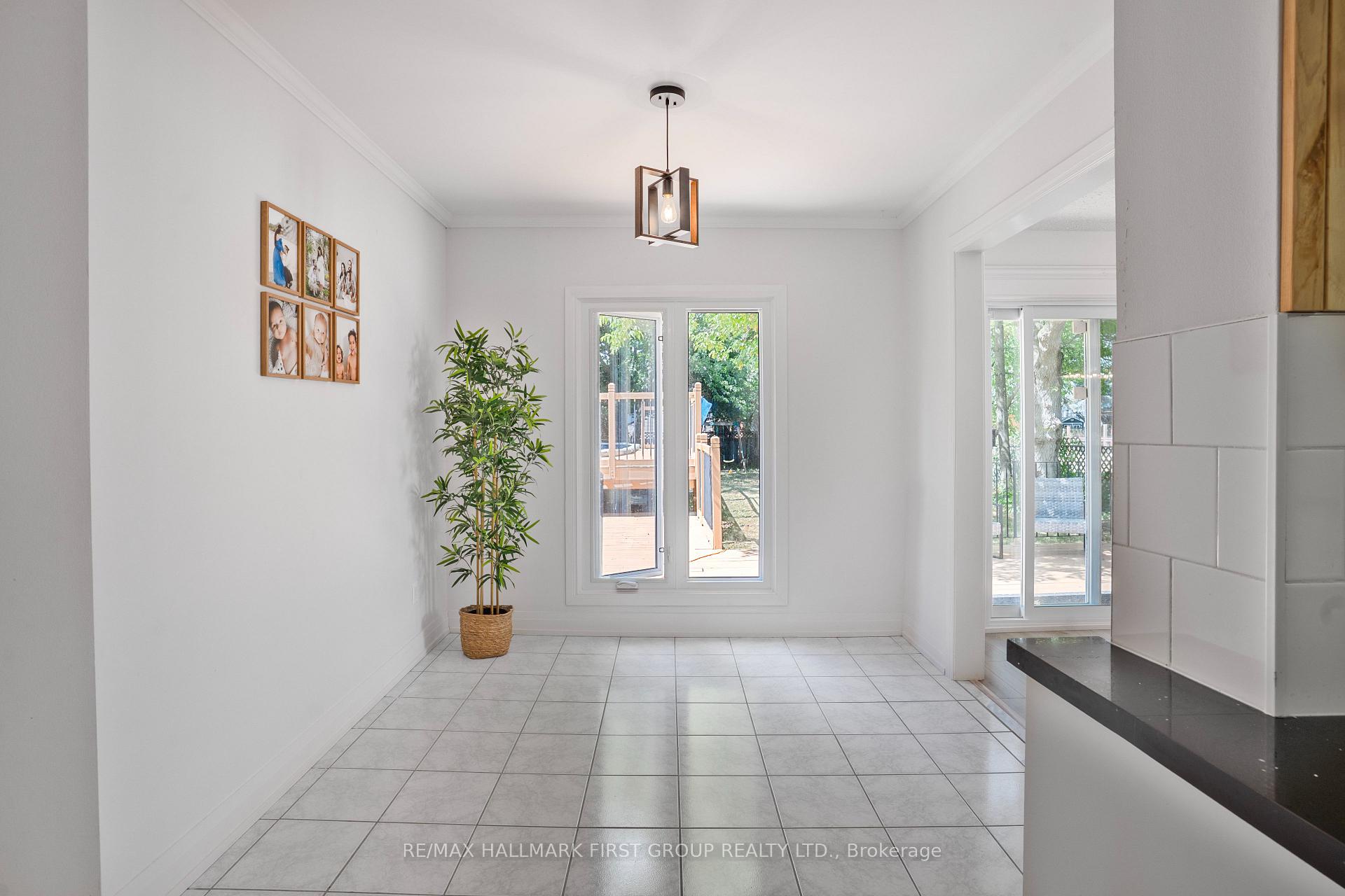 Photo 32 of 974 Vance Crescent, Innisfil, Alcona — HOMEH