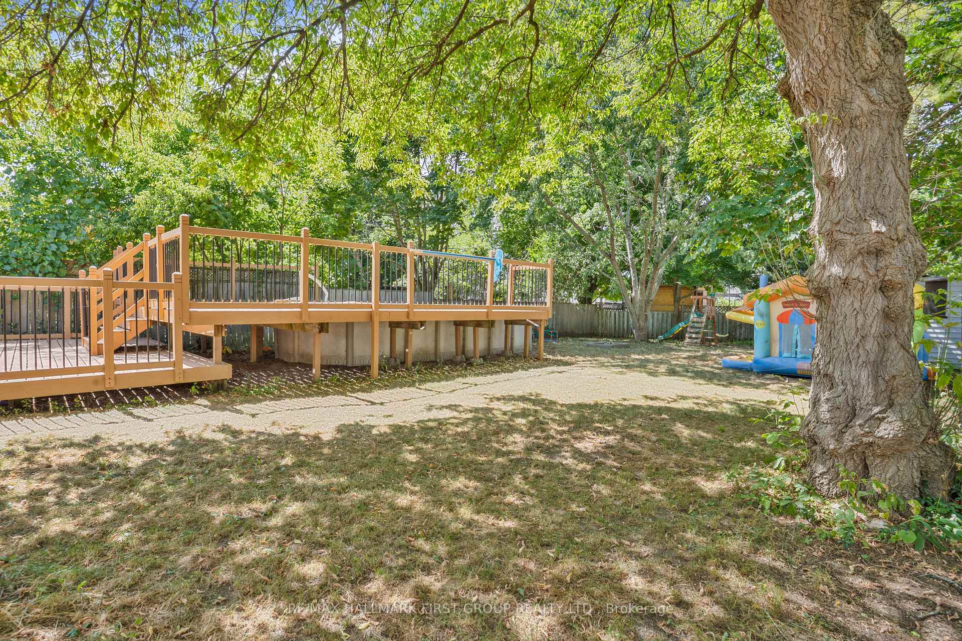 Photo 41 of 974 Vance Crescent, Innisfil, Alcona — HOMEH