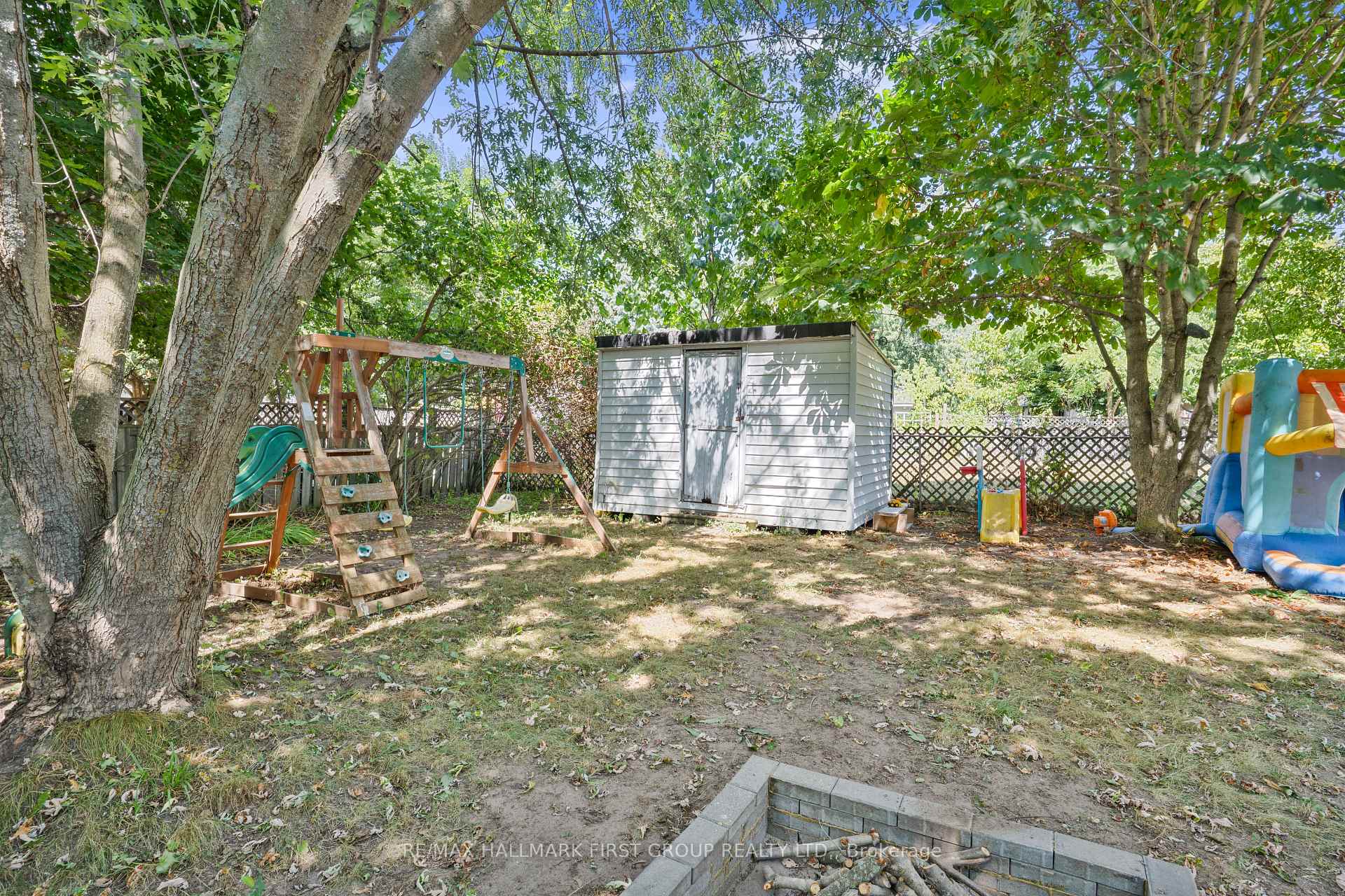 Photo 45 of 974 Vance Crescent, Innisfil, Alcona — HOMEH
