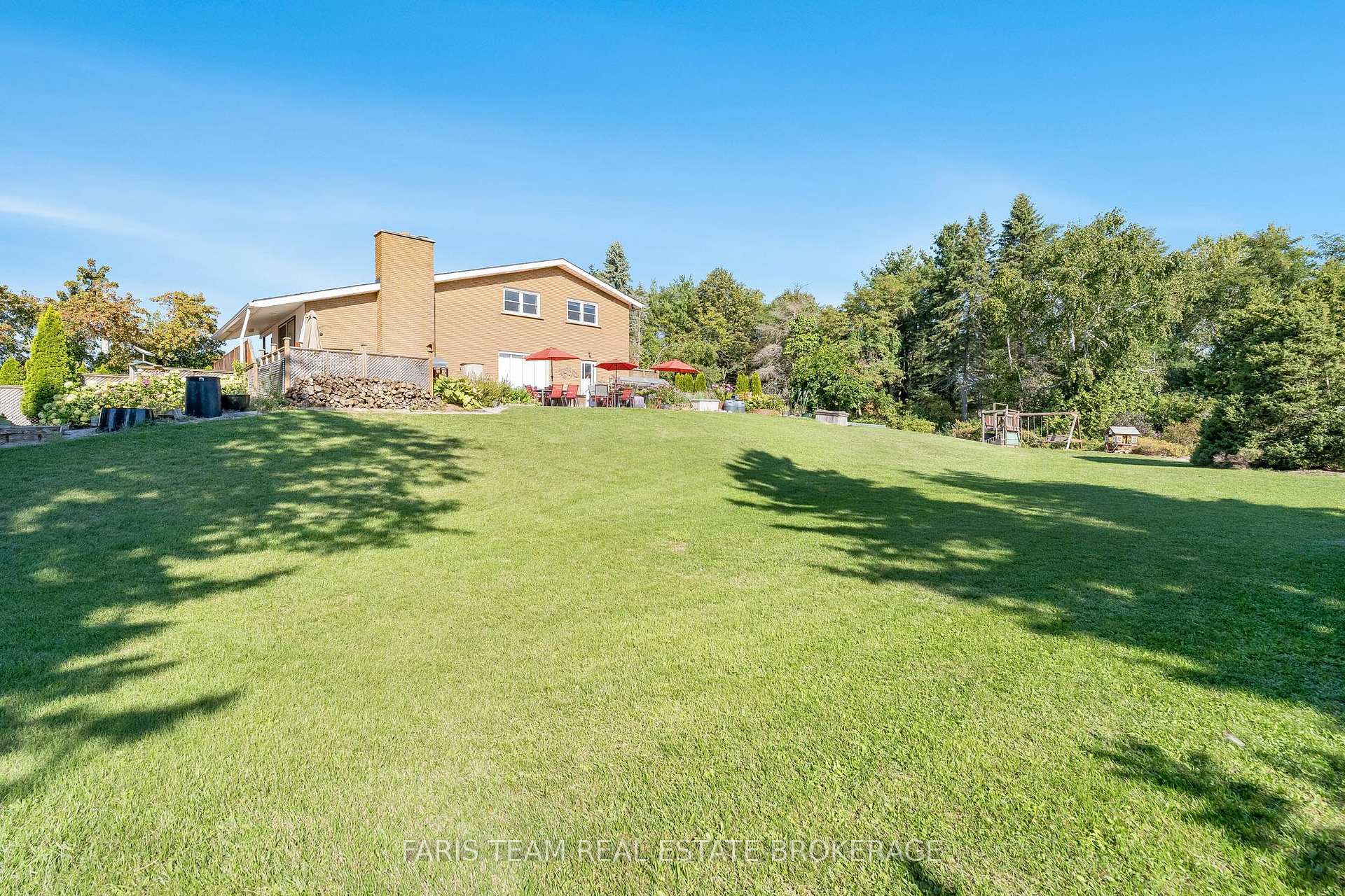 Photo 22 of 6695 10 Side Road, Innisfil, Rural Innisfil — HOMEH