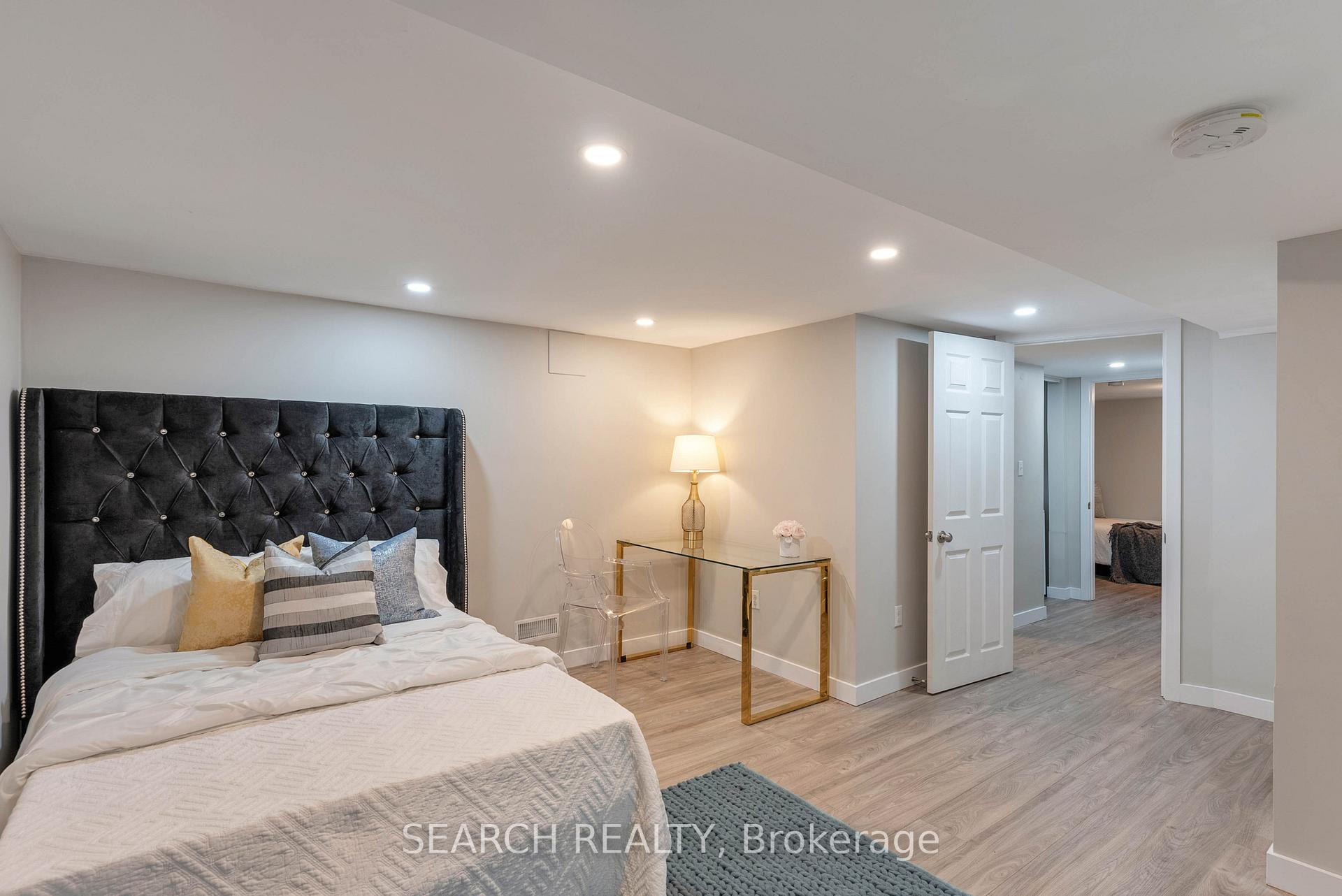 Photo 23 of 82 Southmoor Drive, Kitchener — HOMEH