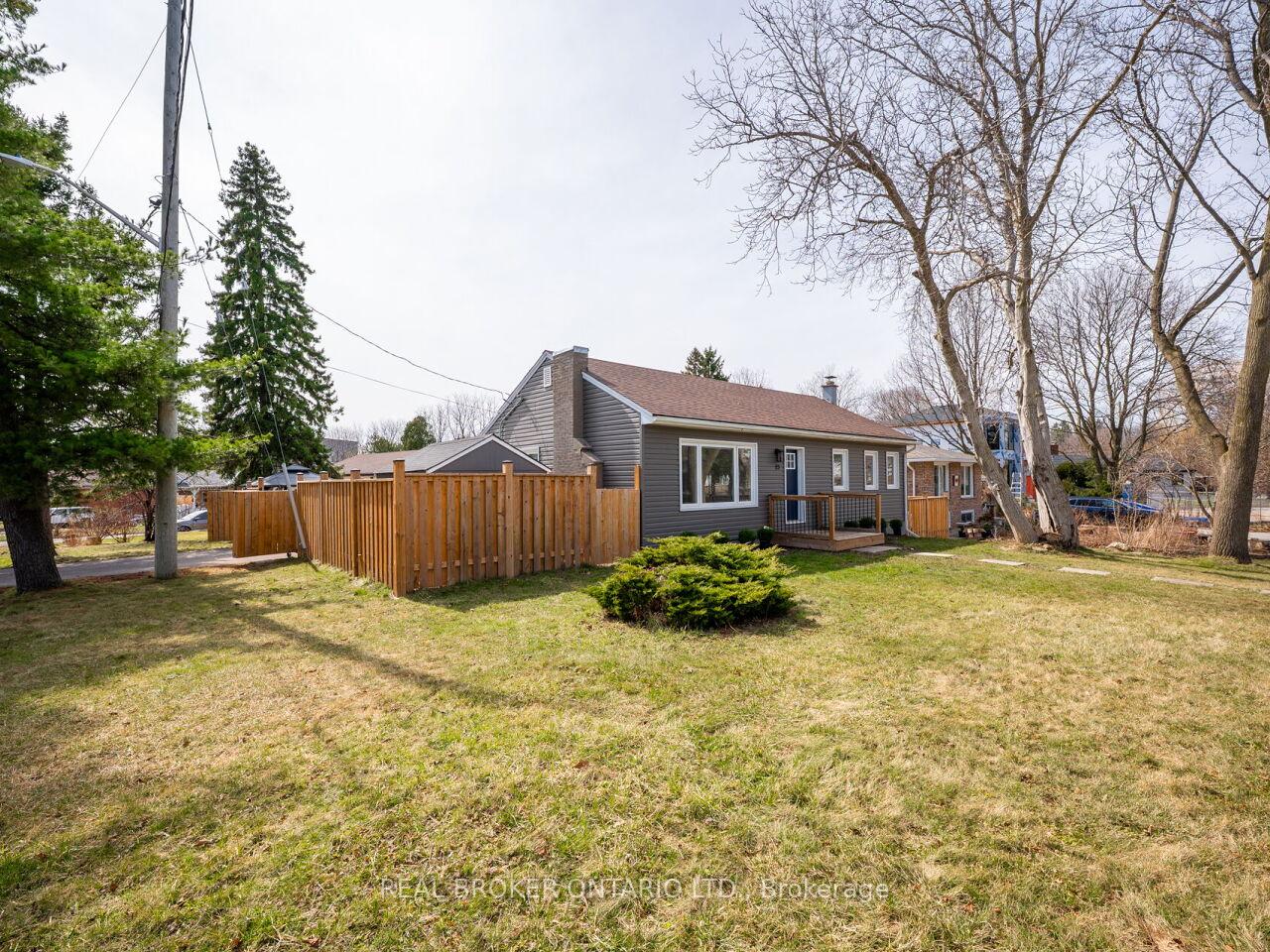 Photo 1 of 23 James Street, Hamilton, Waterdown — HOMEH
